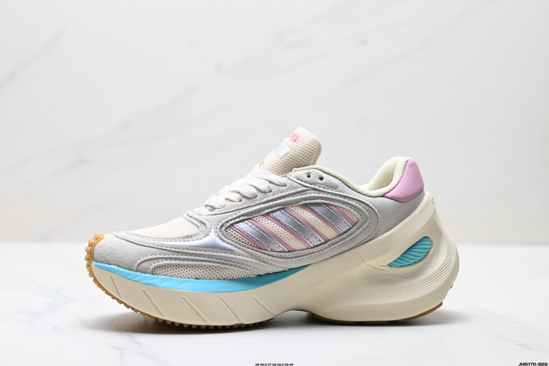 Adidas Adizero Goukana: Comodidad y estilo casual para tu día a día 4 i1754409846165 8997 0 2