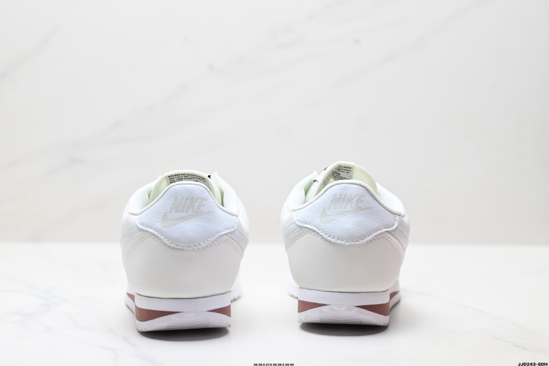 Nike Classic Cortez 耐克经典轻便舒适男子阿甘鞋休闲跑步鞋运动鞋 DZ1791-003-莆田鞋,莆田鞋货源,高仿鞋,高仿鞋货源,安福档口,莆田高仿鞋,莆田鞋批发,高仿鞋批发,莆田高仿运动鞋,高仿运动鞋,莆田运动鞋 Nike Classic Cortez 耐克经典轻便舒适男子阿甘鞋休闲跑步鞋运动鞋 DZ1791-003