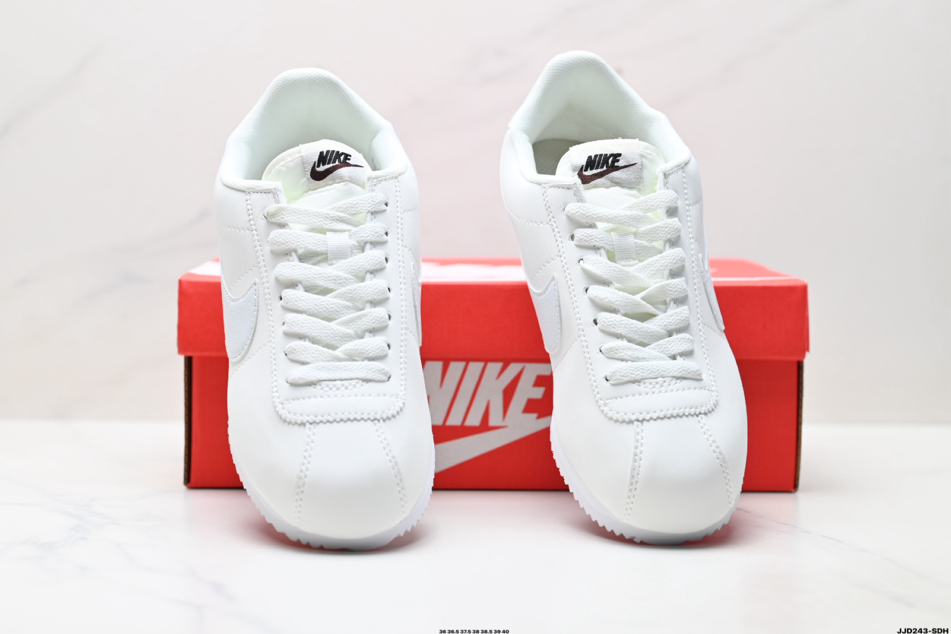 Nike Classic Cortez 耐克经典轻便舒适男子阿甘鞋休闲跑步鞋运动鞋 DZ1791-003-莆田鞋,莆田鞋货源,高仿鞋,高仿鞋货源,安福档口,莆田高仿鞋,莆田鞋批发,高仿鞋批发,莆田高仿运动鞋,高仿运动鞋,莆田运动鞋 Nike Classic Cortez 耐克经典轻便舒适男子阿甘鞋休闲跑步鞋运动鞋 DZ1791-003