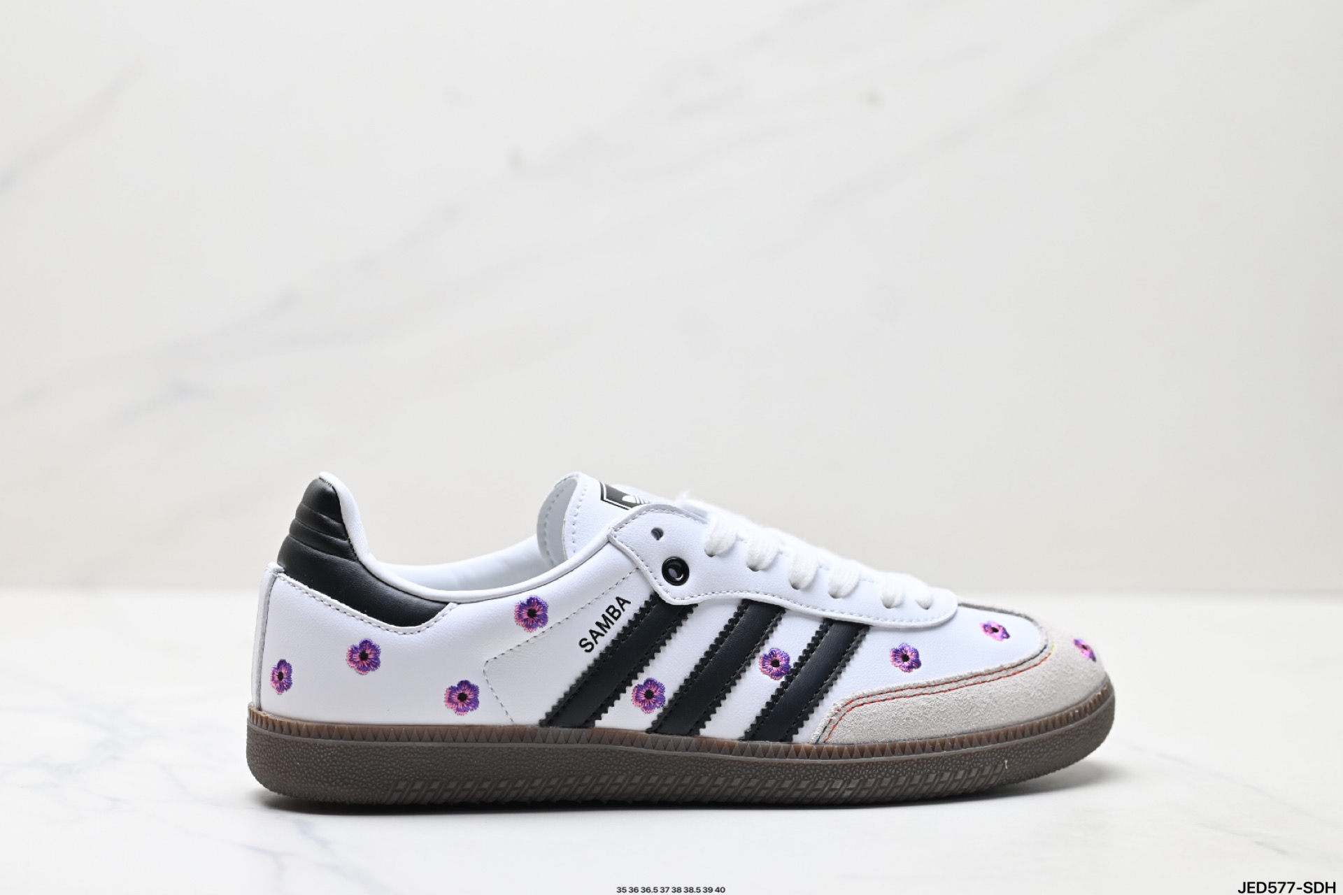 AdidOriginals Samba OG ‘DIY’桑巴舞系列 阿迪达斯 三叶草绅士德训足球风百搭低帮休闲运动板鞋  lF4390-莆田鞋,莆田鞋货源,高仿鞋,高仿鞋货源,安福档口,莆田高仿鞋,莆田鞋批发,高仿鞋批发,莆田高仿运动鞋,高仿运动鞋,莆田运动鞋 AdidOriginals Samba OG ‘DIY’桑巴舞系列 阿迪达斯 三叶草绅士德训足球风百搭低帮休闲运动板鞋  lF4390