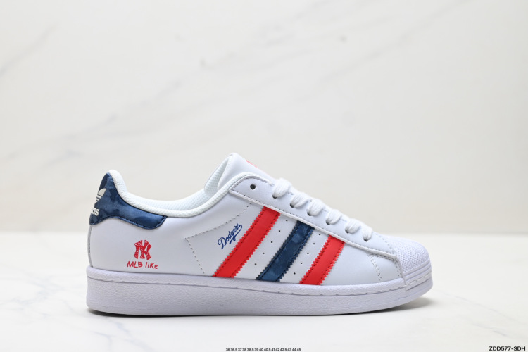 Adidas Originals Superstar MLB לייק - נעלי סניקרס יומיומיות בעיצוב אישי 1 Adidas Originals Superstar MLB לייק – נעלי סניקרס יומיומיות בעיצוב אישי