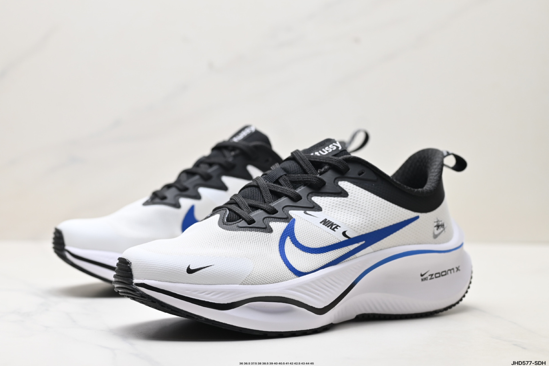 Nike Air Zoom Plus: Innovación y estilo para tus pies 5 i1754495554195 9046 0 3