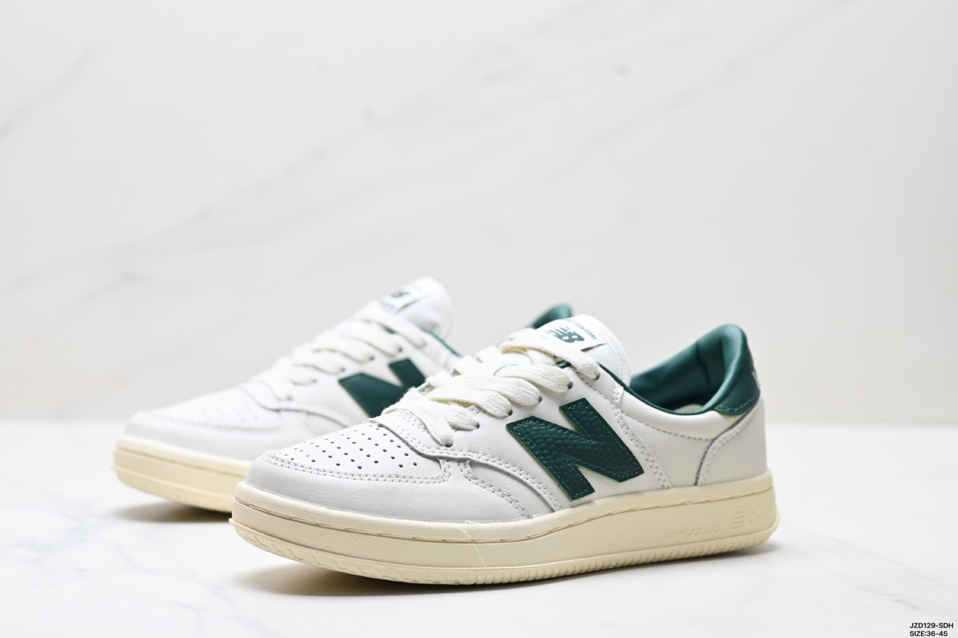 💰120
公司级✅原厂渠道 与正品无任何区别‼ New Balance 新百伦 复古跑鞋原盒原标 天猫京东平台专供 早期外围实体充正案例无数 外贸客户指定订单网面皮面拼接休闲板鞋
货号:CT500AD1
尺码:36-45
ID:JZD129-SDH