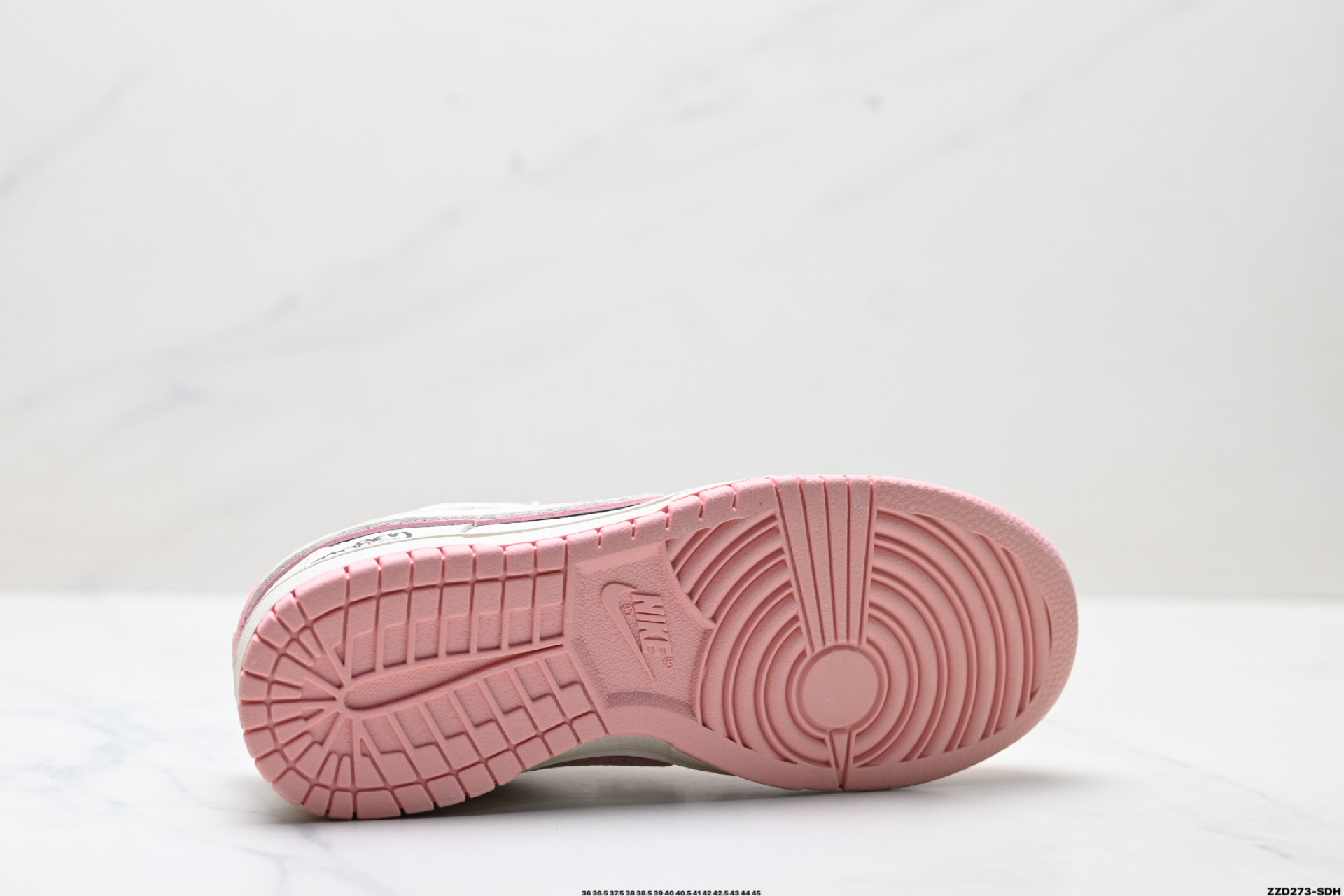 Nike Dunk Low Retro ‘DIY高端定制’耐克 低帮休闲运动板鞋 DS6608-009-莆田鞋,莆田鞋货源,高仿鞋,高仿鞋货源,安福档口,莆田高仿鞋,莆田鞋批发,高仿鞋批发,莆田高仿运动鞋,高仿运动鞋,莆田运动鞋 Nike Dunk Low Retro ‘DIY高端定制’耐克 低帮休闲运动板鞋 DS6608-009