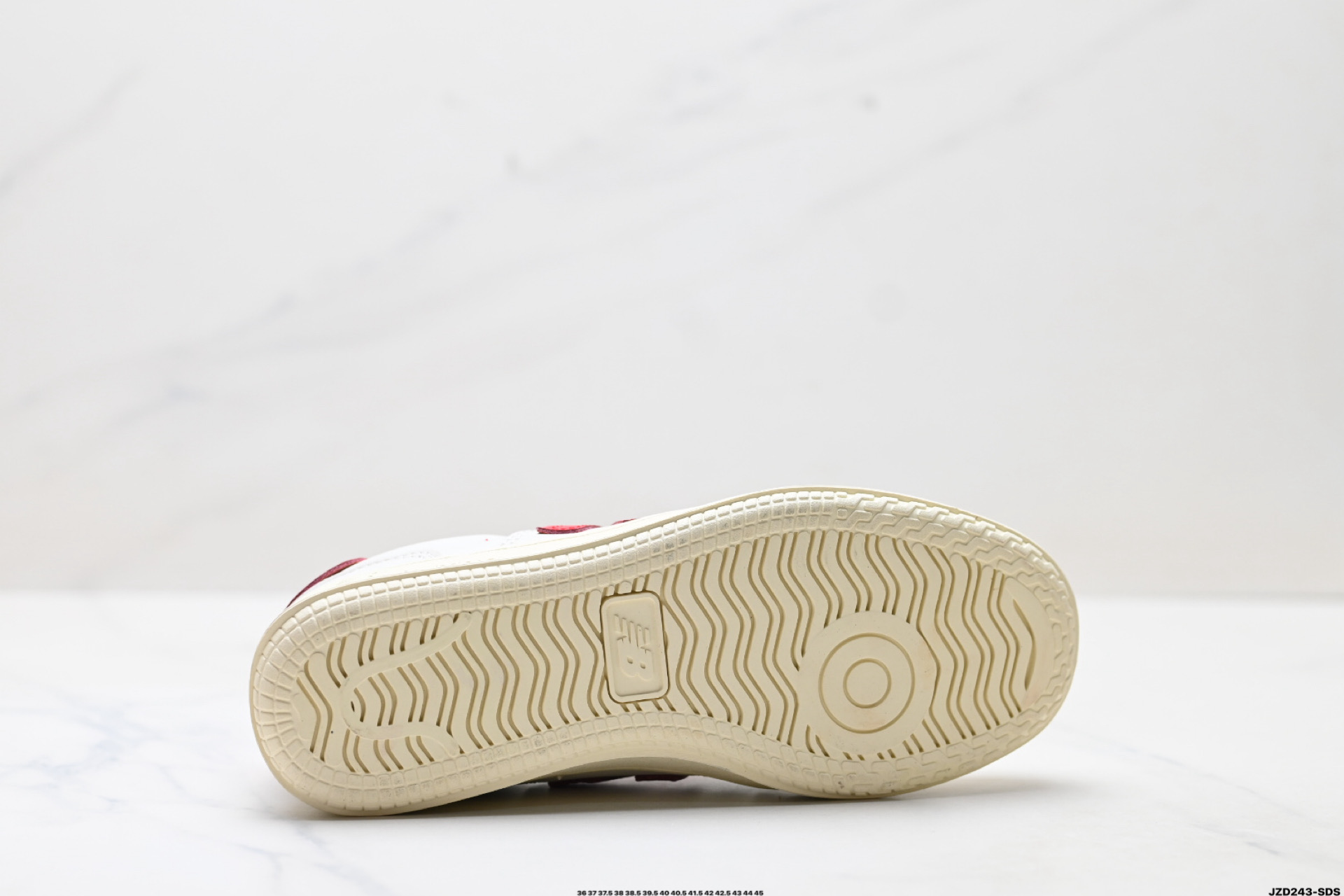 New Balance NB T500系列 新百伦复古简约 低帮板鞋 CT500AB1