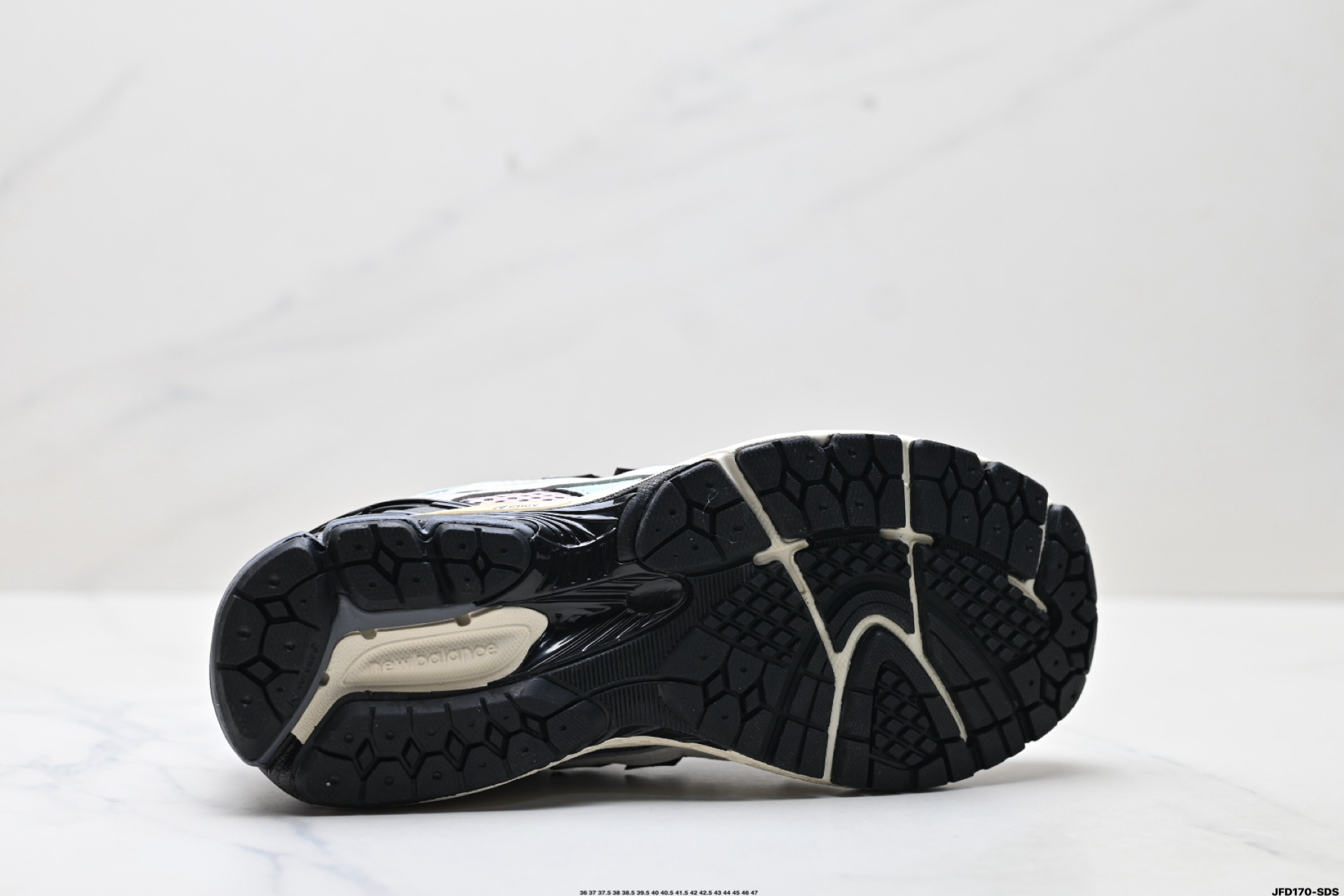 New Balance M1906系列 新百伦 复古单品宝藏老爹鞋款  U1906NB-莆田鞋,莆田鞋货源,高仿鞋,高仿鞋货源,安福档口,莆田高仿鞋,莆田鞋批发,高仿鞋批发,莆田高仿运动鞋,高仿运动鞋,莆田运动鞋 New Balance M1906系列 新百伦 复古单品宝藏老爹鞋款  U1906NB