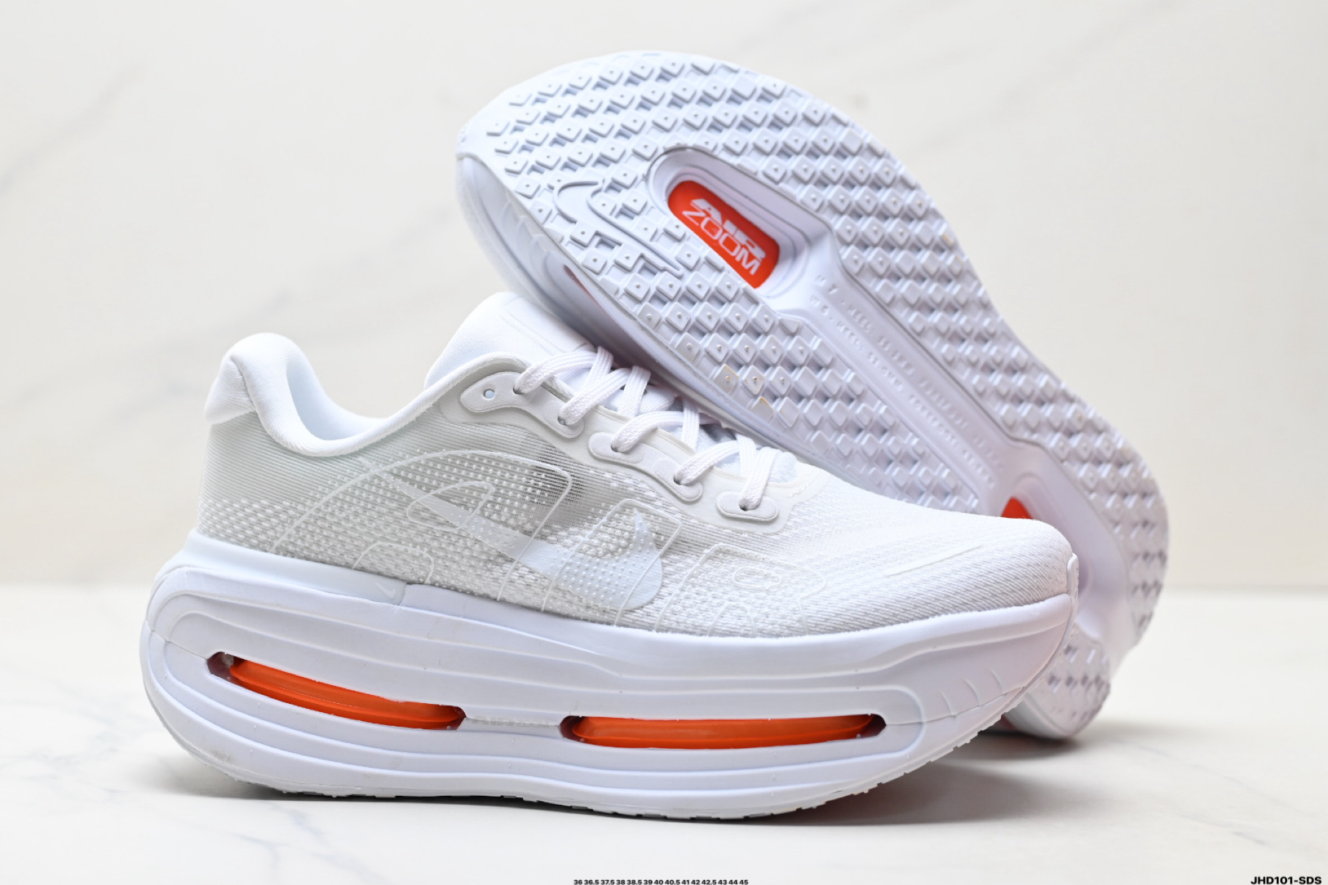 Nike VOMERO PREMIUM 耐克 舒适减震防滑 低帮跑步鞋 HQ2050-533-莆田鞋,莆田鞋货源,高仿鞋,高仿鞋货源,安福档口,莆田高仿鞋,莆田鞋批发,高仿鞋批发,莆田高仿运动鞋,高仿运动鞋,莆田运动鞋 Nike VOMERO PREMIUM 耐克 舒适减震防滑 低帮跑步鞋 HQ2050-533