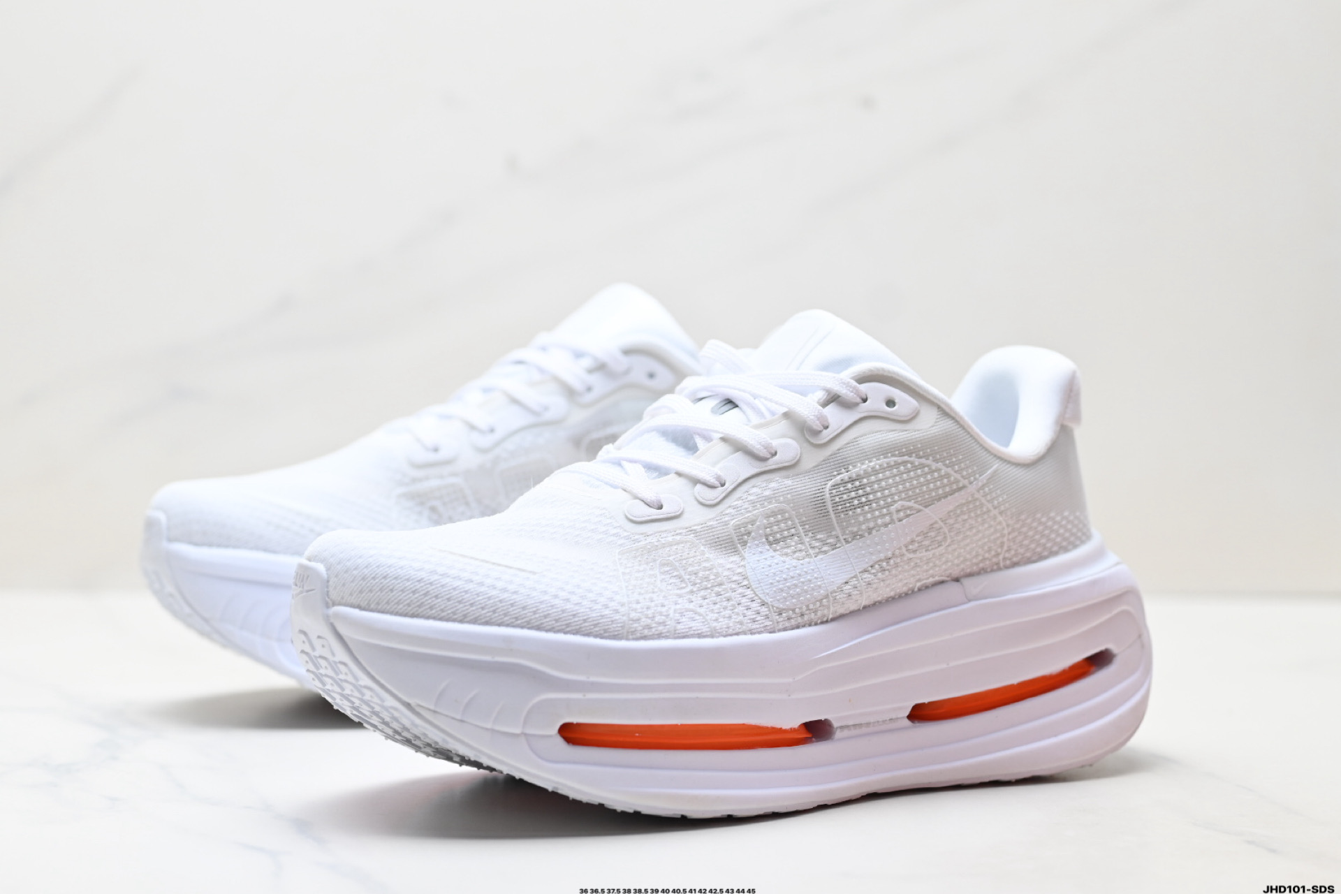 Nike VOMERO PREMIUM 耐克 舒适减震防滑 低帮跑步鞋 HQ2050-533-莆田鞋,莆田鞋货源,高仿鞋,高仿鞋货源,安福档口,莆田高仿鞋,莆田鞋批发,高仿鞋批发,莆田高仿运动鞋,高仿运动鞋,莆田运动鞋 Nike VOMERO PREMIUM 耐克 舒适减震防滑 低帮跑步鞋 HQ2050-533