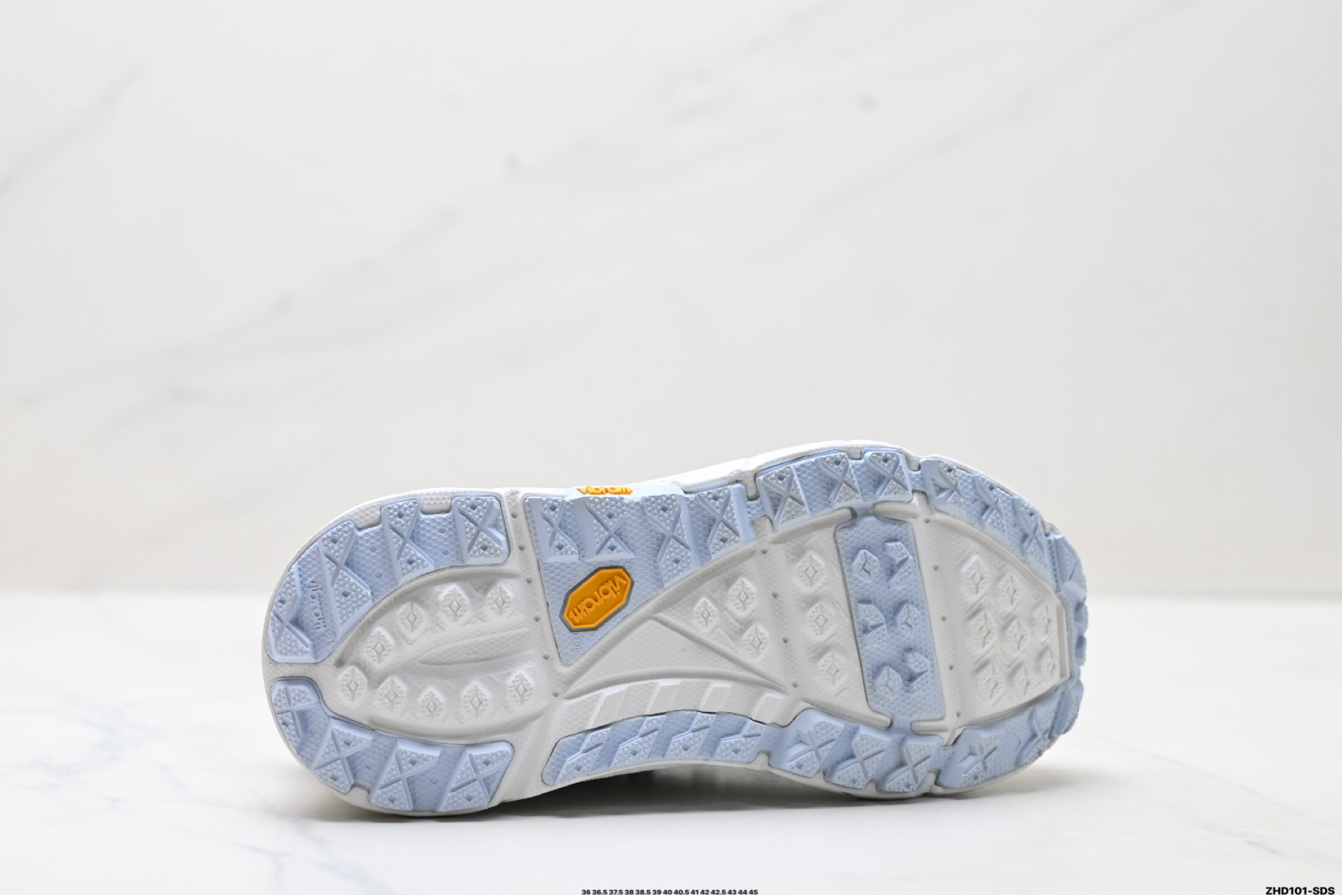 HOKA ONE ONE Tor Summit 休闲美观 低帮跑步鞋 1157070-莆田鞋,莆田鞋货源,高仿鞋,高仿鞋货源,安福档口,莆田高仿鞋,莆田鞋批发,高仿鞋批发,莆田高仿运动鞋,高仿运动鞋,莆田运动鞋 HOKA ONE ONE Tor Summit 休闲美观 低帮跑步鞋 1157070