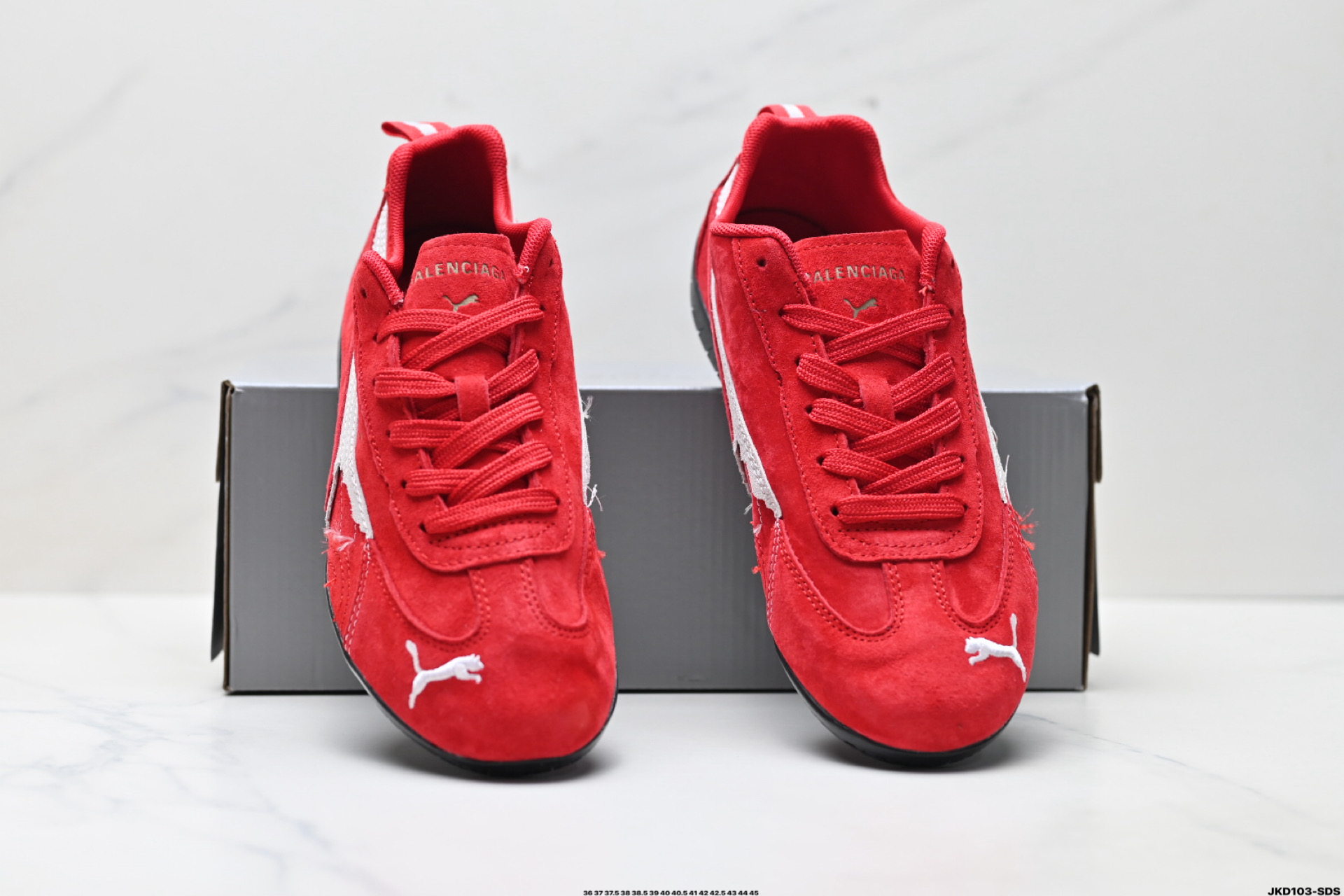 170 PUMA 彪马 x Balenciaga巴黎世家 Speedcat 系列 薄底鞋 牛皮绒面革 圆头做旧磨损 低帮 生活休闲鞋  406519-03