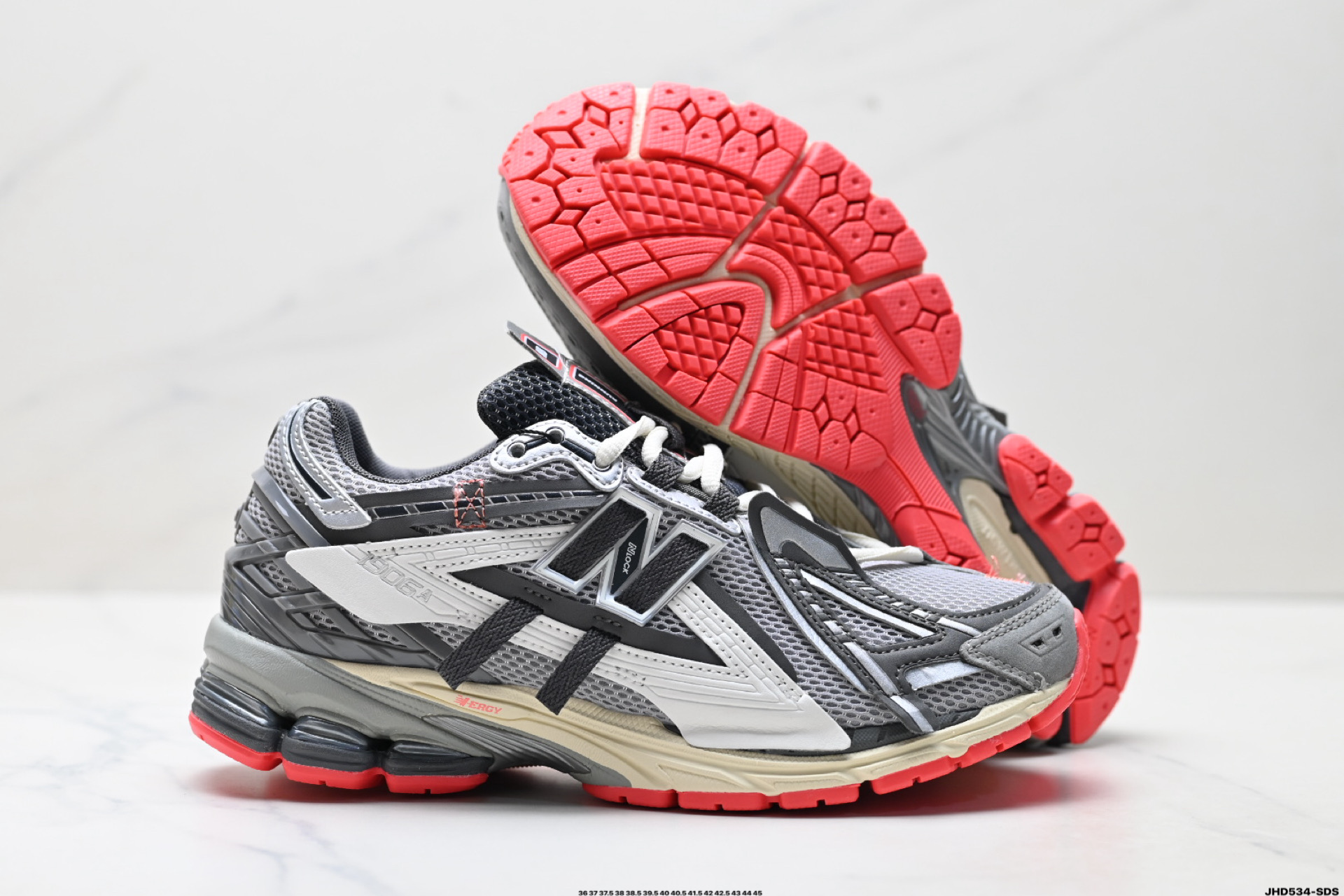 New Balance M1906系列 新百伦 复古单品宝藏老爹鞋款  U1906AC-莆田鞋,莆田鞋货源,高仿鞋,高仿鞋货源,安福档口,莆田高仿鞋,莆田鞋批发,高仿鞋批发,莆田高仿运动鞋,高仿运动鞋,莆田运动鞋 New Balance M1906系列 新百伦 复古单品宝藏老爹鞋款  U1906AC