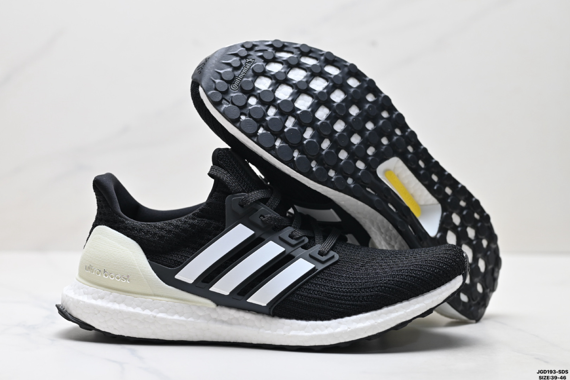 AdidUltraboost 阿迪达斯 耐磨缓震休闲运动跑鞋  BB6168