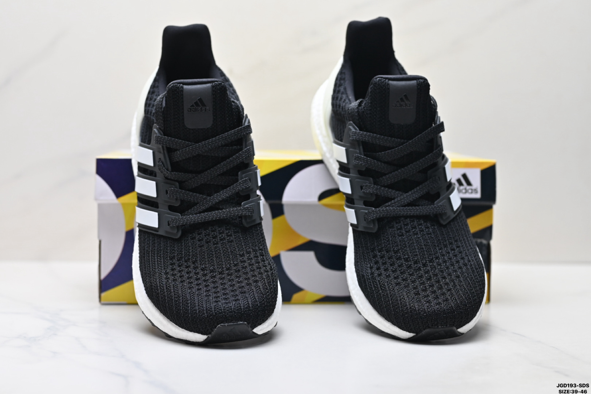 AdidUltraboost 阿迪达斯 耐磨缓震休闲运动跑鞋  BB6168