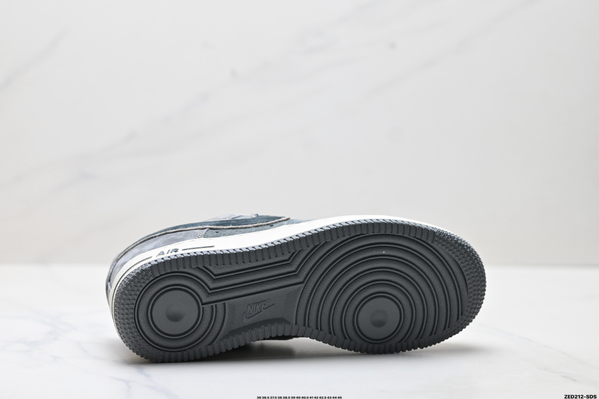 NIKE AIR FORCE 1‘07  YD2425-808