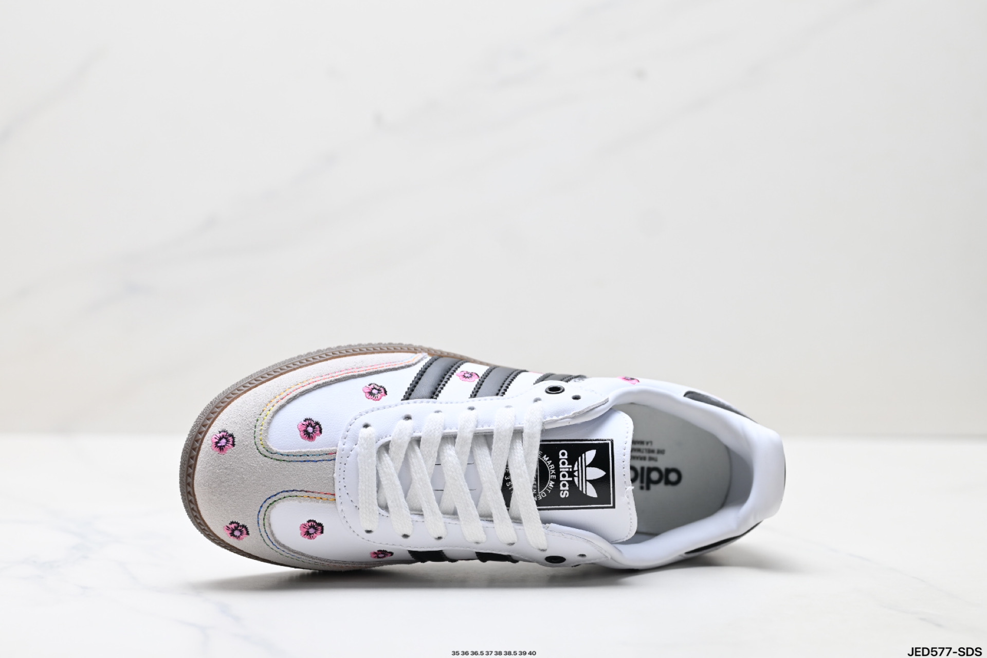 AdidOriginals Samba OG ‘DIY’桑巴舞系列 阿迪达斯 三叶草绅士德训足球风百搭低帮休闲运动板鞋 lF4389-莆田鞋,莆田鞋货源,高仿鞋,高仿鞋货源,安福档口,莆田高仿鞋,莆田鞋批发,高仿鞋批发,莆田高仿运动鞋,高仿运动鞋,莆田运动鞋 AdidOriginals Samba OG ‘DIY’桑巴舞系列 阿迪达斯 三叶草绅士德训足球风百搭低帮休闲运动板鞋 lF4389