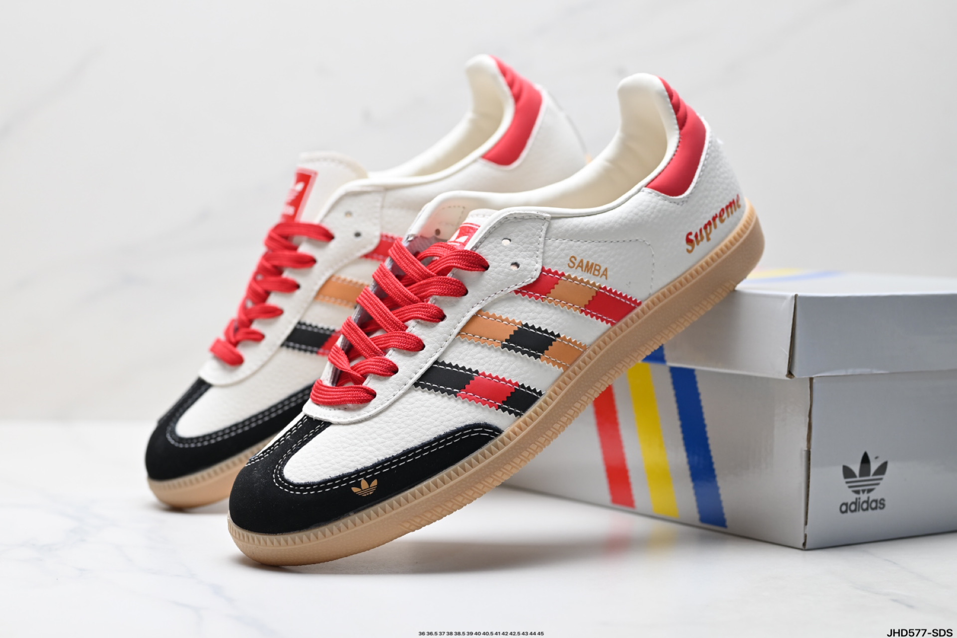 AdidOriginals Samba OG ‘DIY’桑巴舞系列 阿迪达斯 三叶草绅士德训足球风百搭低帮休闲运动板鞋  DX0004-莆田鞋,莆田鞋货源,高仿鞋,高仿鞋货源,安福档口,莆田高仿鞋,莆田鞋批发,高仿鞋批发,莆田高仿运动鞋,高仿运动鞋,莆田运动鞋 AdidOriginals Samba OG ‘DIY’桑巴舞系列 阿迪达斯 三叶草绅士德训足球风百搭低帮休闲运动板鞋  DX0004