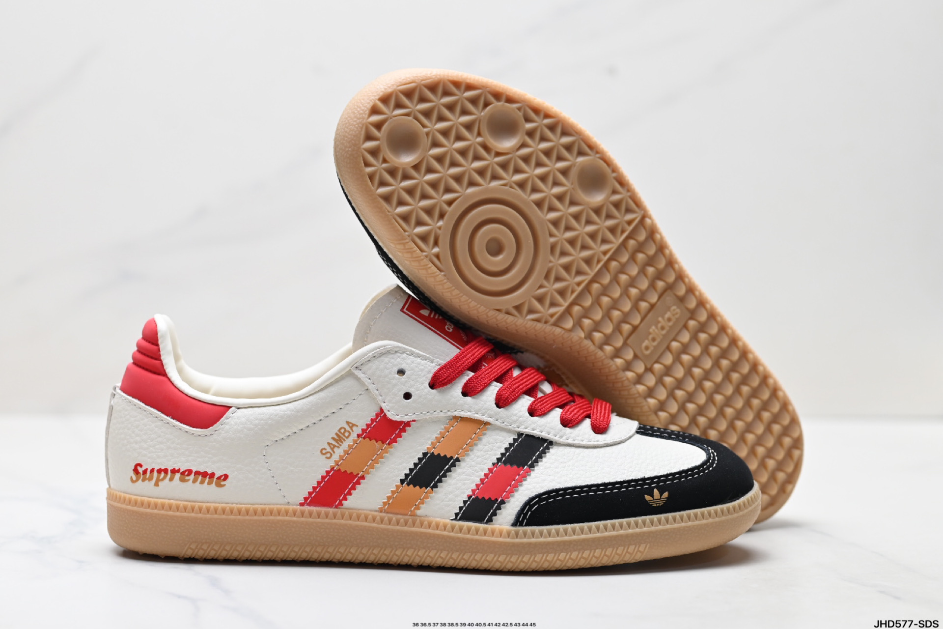 AdidOriginals Samba OG ‘DIY’桑巴舞系列 阿迪达斯 三叶草绅士德训足球风百搭低帮休闲运动板鞋  DX0004-莆田鞋,莆田鞋货源,高仿鞋,高仿鞋货源,安福档口,莆田高仿鞋,莆田鞋批发,高仿鞋批发,莆田高仿运动鞋,高仿运动鞋,莆田运动鞋 AdidOriginals Samba OG ‘DIY’桑巴舞系列 阿迪达斯 三叶草绅士德训足球风百搭低帮休闲运动板鞋  DX0004