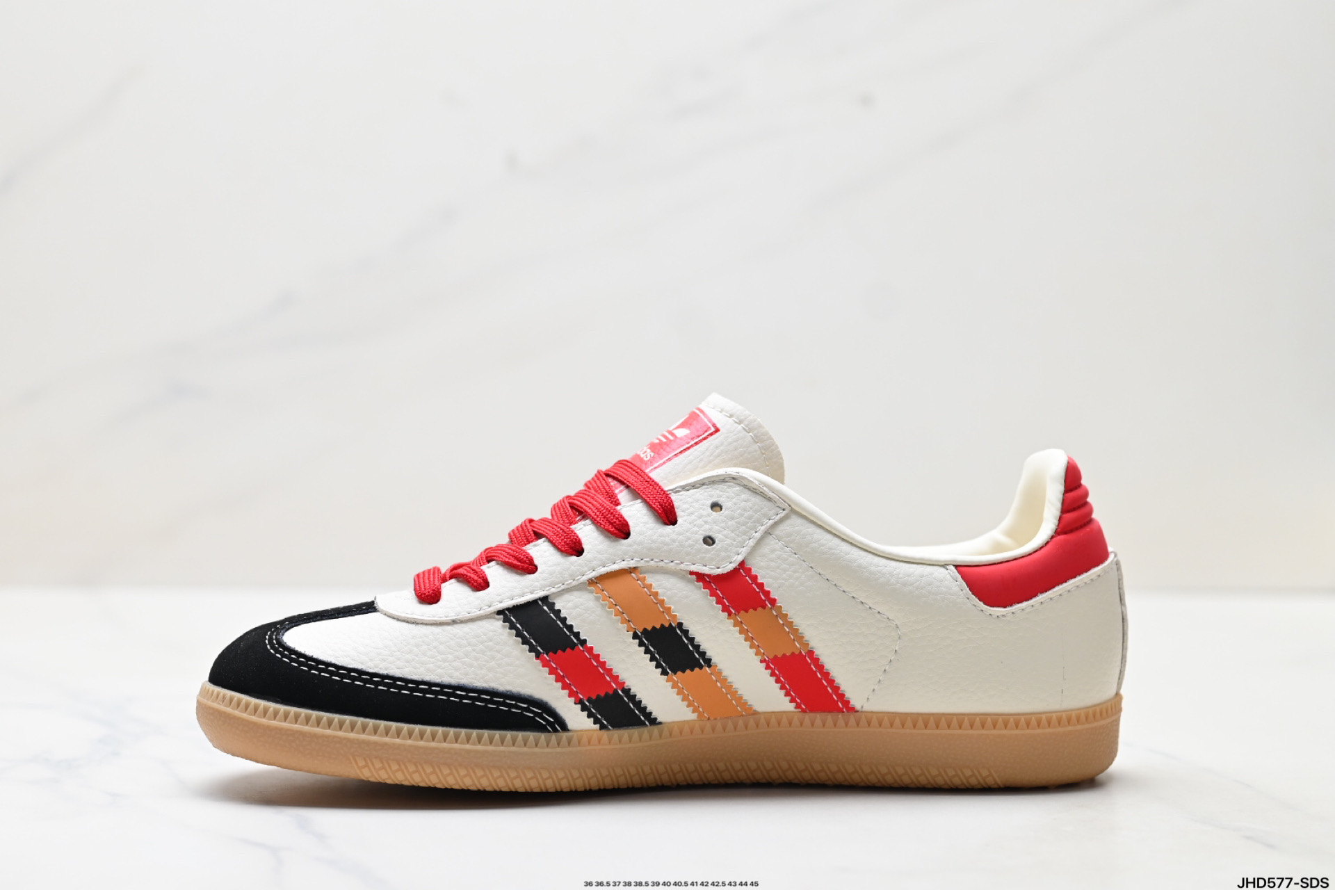 AdidOriginals Samba OG ‘DIY’桑巴舞系列 阿迪达斯 三叶草绅士德训足球风百搭低帮休闲运动板鞋  DX0004-莆田鞋,莆田鞋货源,高仿鞋,高仿鞋货源,安福档口,莆田高仿鞋,莆田鞋批发,高仿鞋批发,莆田高仿运动鞋,高仿运动鞋,莆田运动鞋 AdidOriginals Samba OG ‘DIY’桑巴舞系列 阿迪达斯 三叶草绅士德训足球风百搭低帮休闲运动板鞋  DX0004