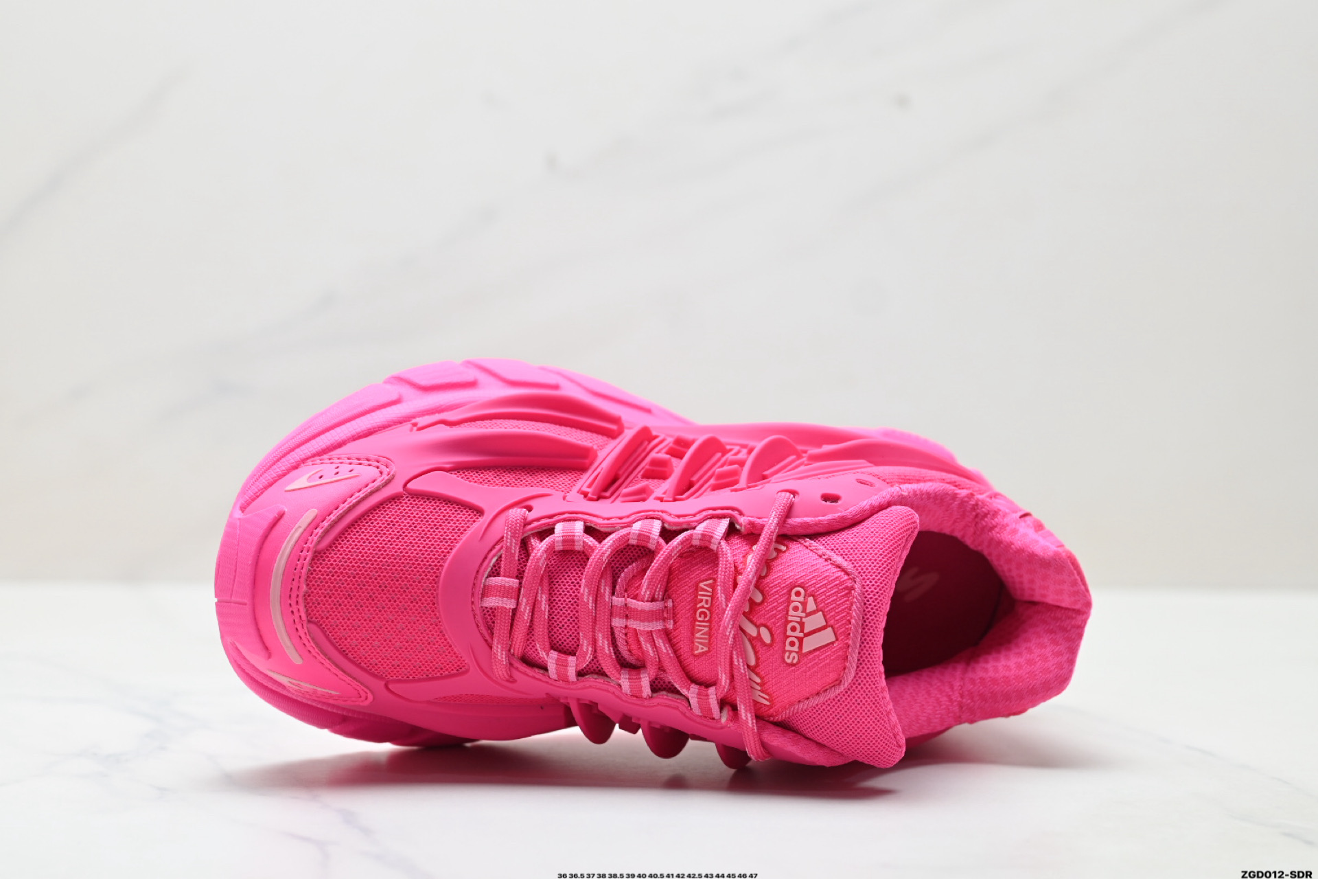 AdidAdistar Jellyfish 阿迪达斯 时尚舒适 耐磨透气 低帮老爹鞋 JP9300