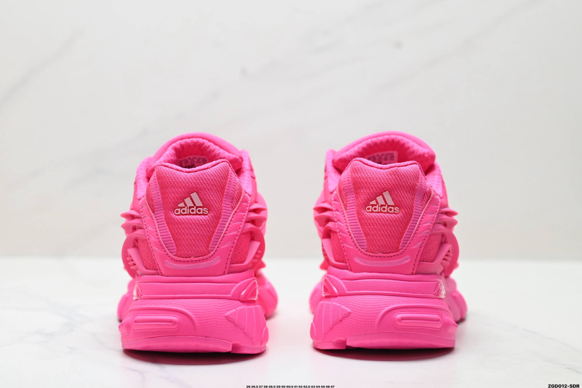 AdidAdistar Jellyfish 阿迪达斯 时尚舒适 耐磨透气 低帮老爹鞋 JP9300