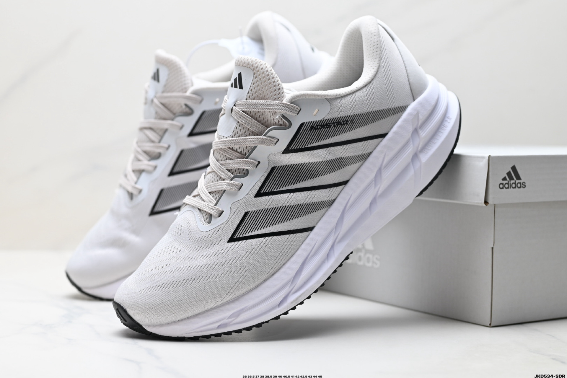 AdidADISTAR C 阿迪达斯 舒适时尚 网布防滑耐磨 低帮 休闲跑步鞋 ID6186