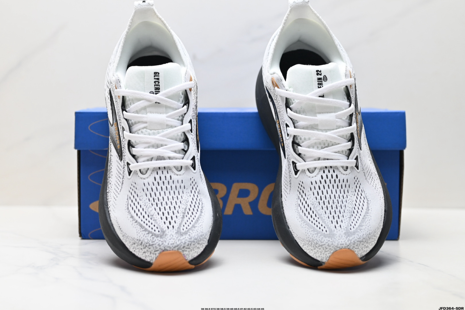 Brooks布鲁克斯Glycerin甘油22跑鞋男子缓震马拉松氮气慢跑鞋 110445 2E 135