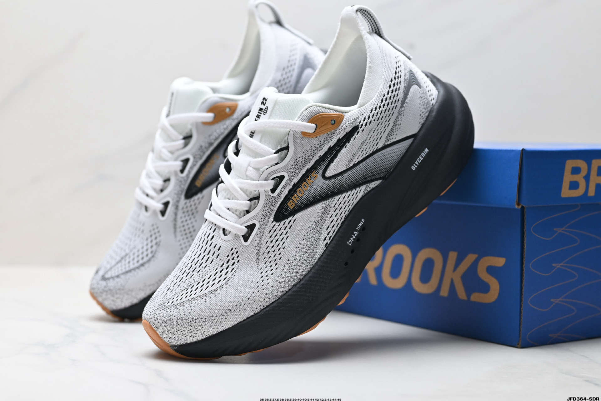 Brooks布鲁克斯Glycerin甘油22跑鞋男子缓震马拉松氮气慢跑鞋 110445 2E 135