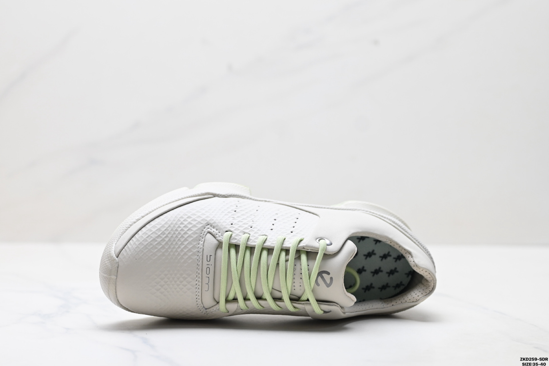 Ecco爱步 BIOM C-TRAIL系列 牛皮 圆头厚底系带 低帮 徒步鞋 803393-612