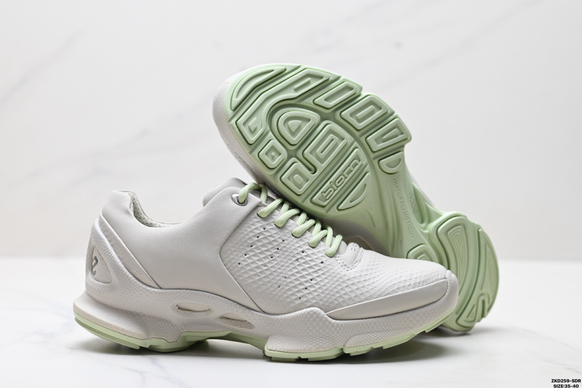 Ecco爱步 BIOM C-TRAIL系列 牛皮 圆头厚底系带 低帮 徒步鞋 803393-612