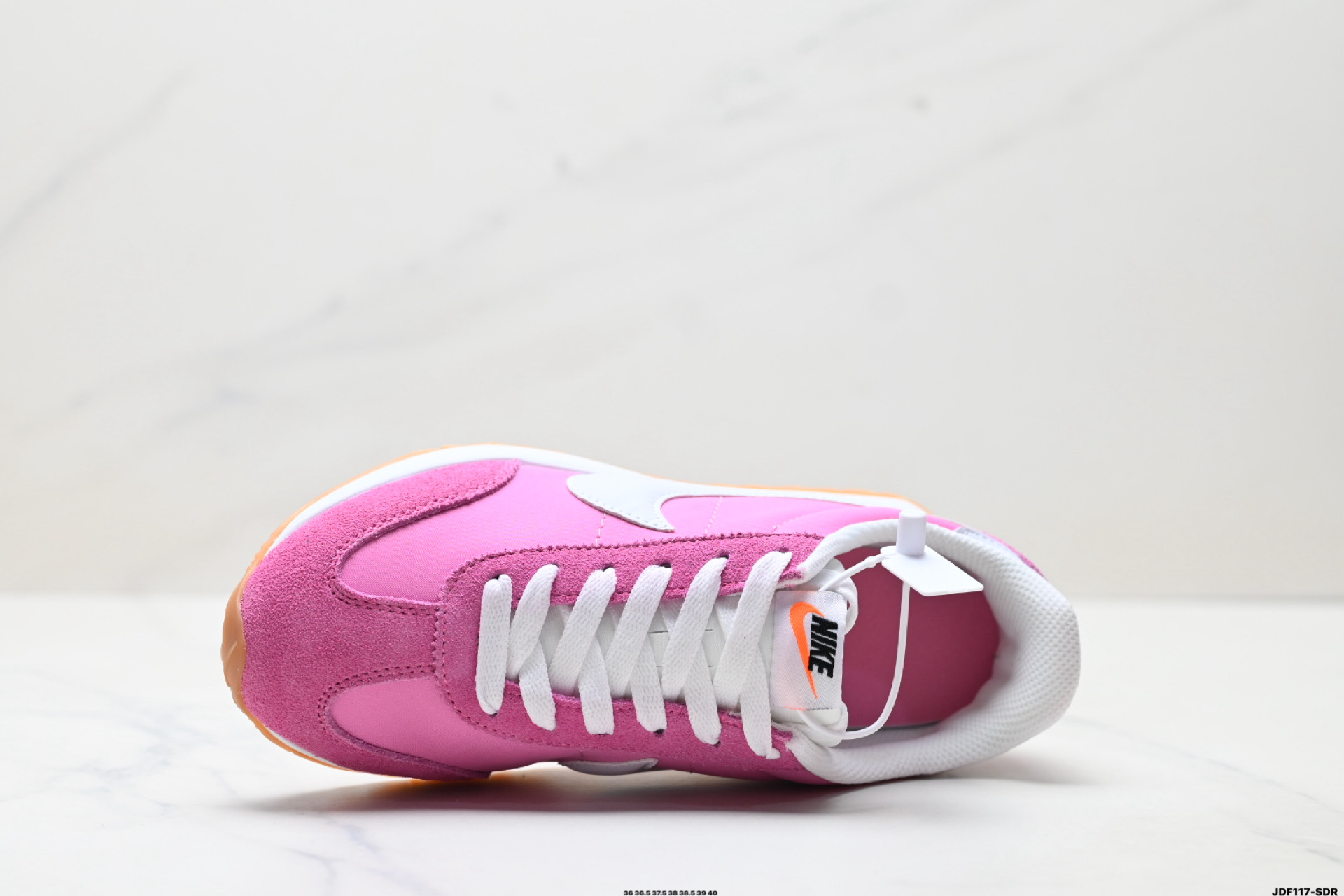 Nike Pacific Rosado: Comodidad y estilo casual para tu día a día 3 i1754670110925 8410 0 1