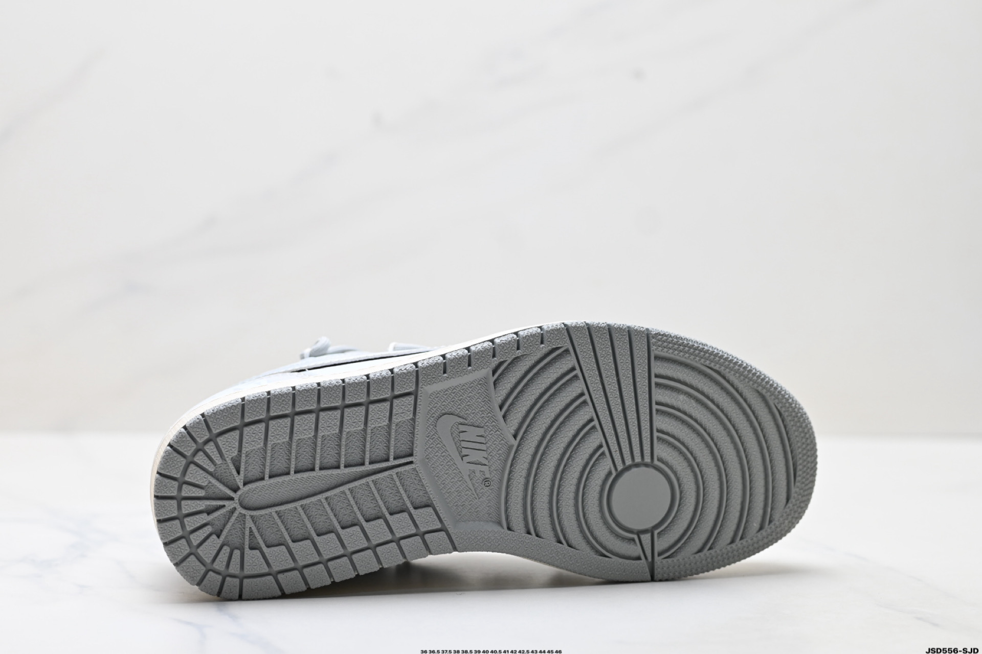 Nike Air Jordan 1 Low AJ1乔1低帮休闲板鞋  FQ7687-300