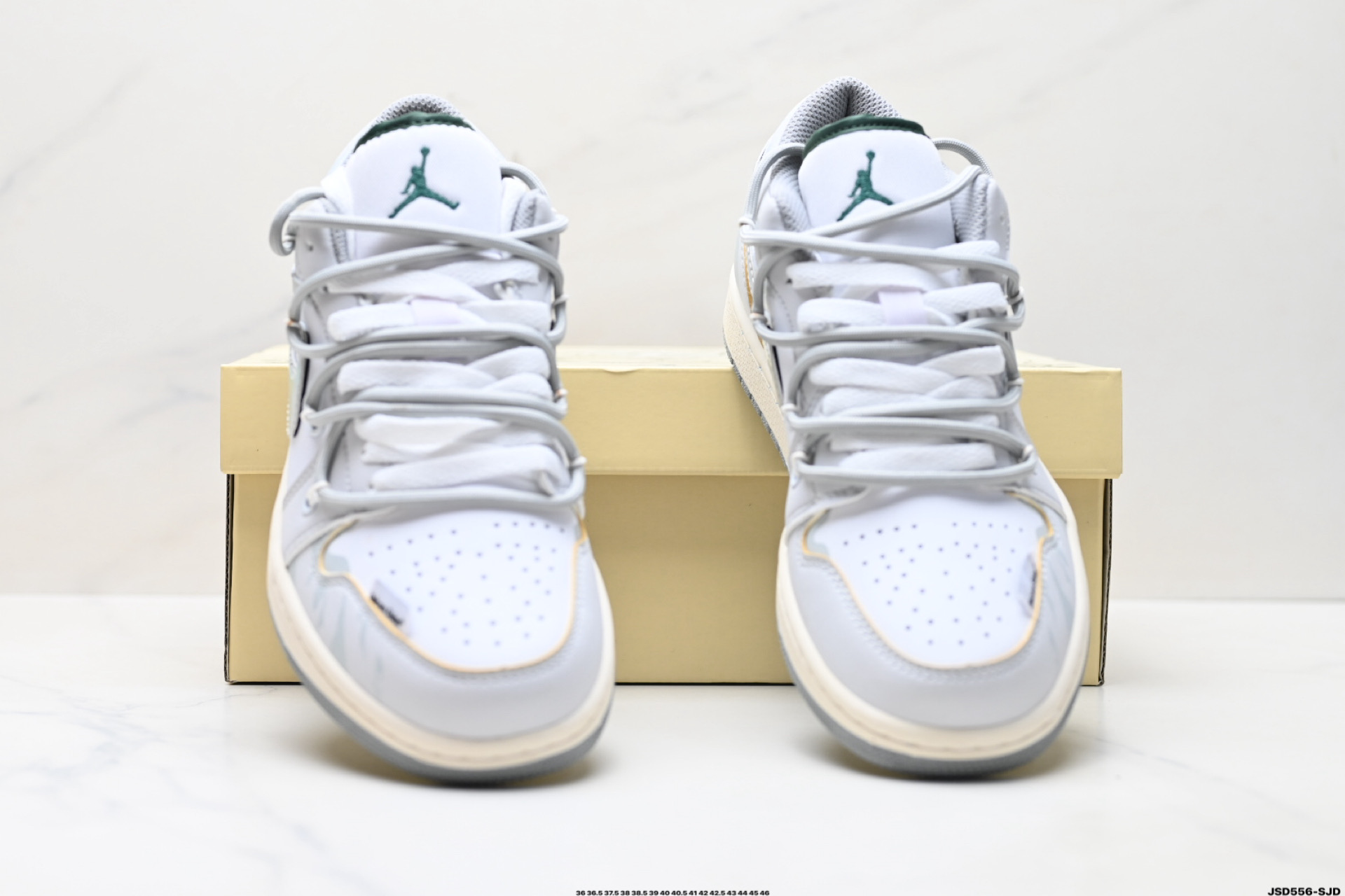 Nike Air Jordan 1 Low AJ1乔1低帮休闲板鞋  FQ7687-300