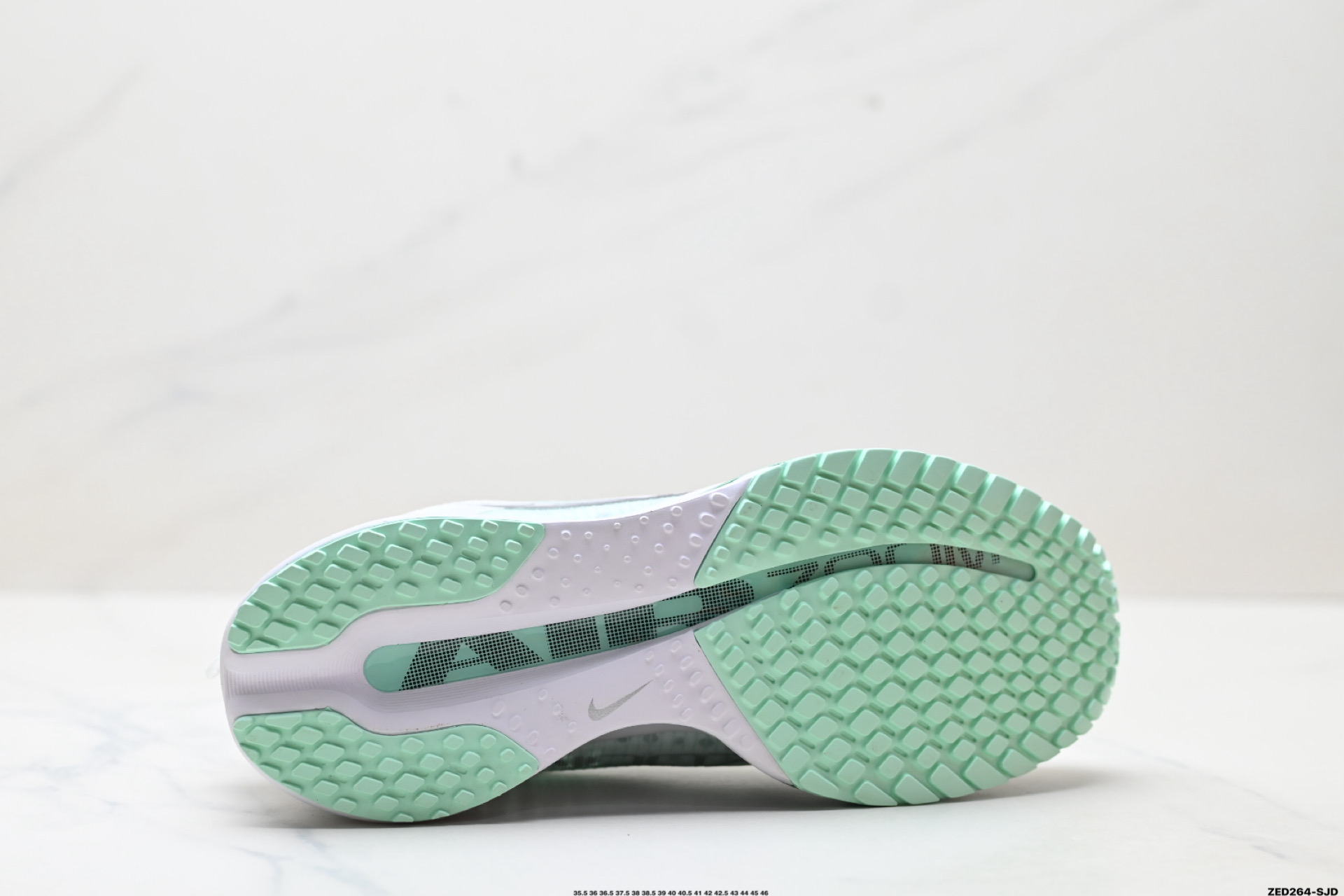 270 Nike Air Zoom Pegasus Premium 耐克 新款气垫缓震休闲跑步鞋  HQ2593-103