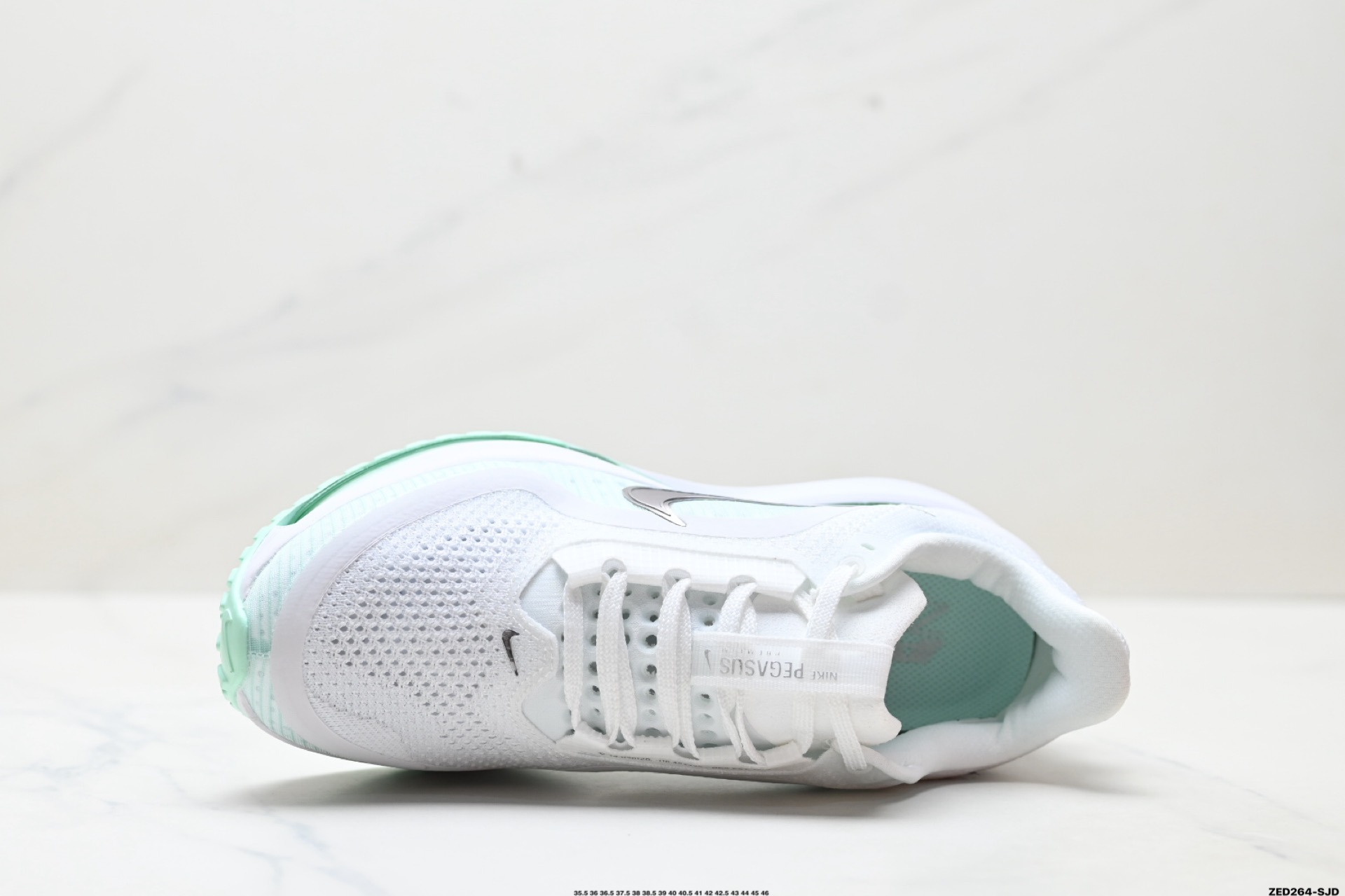 270 Nike Air Zoom Pegasus Premium 耐克 新款气垫缓震休闲跑步鞋  HQ2593-103