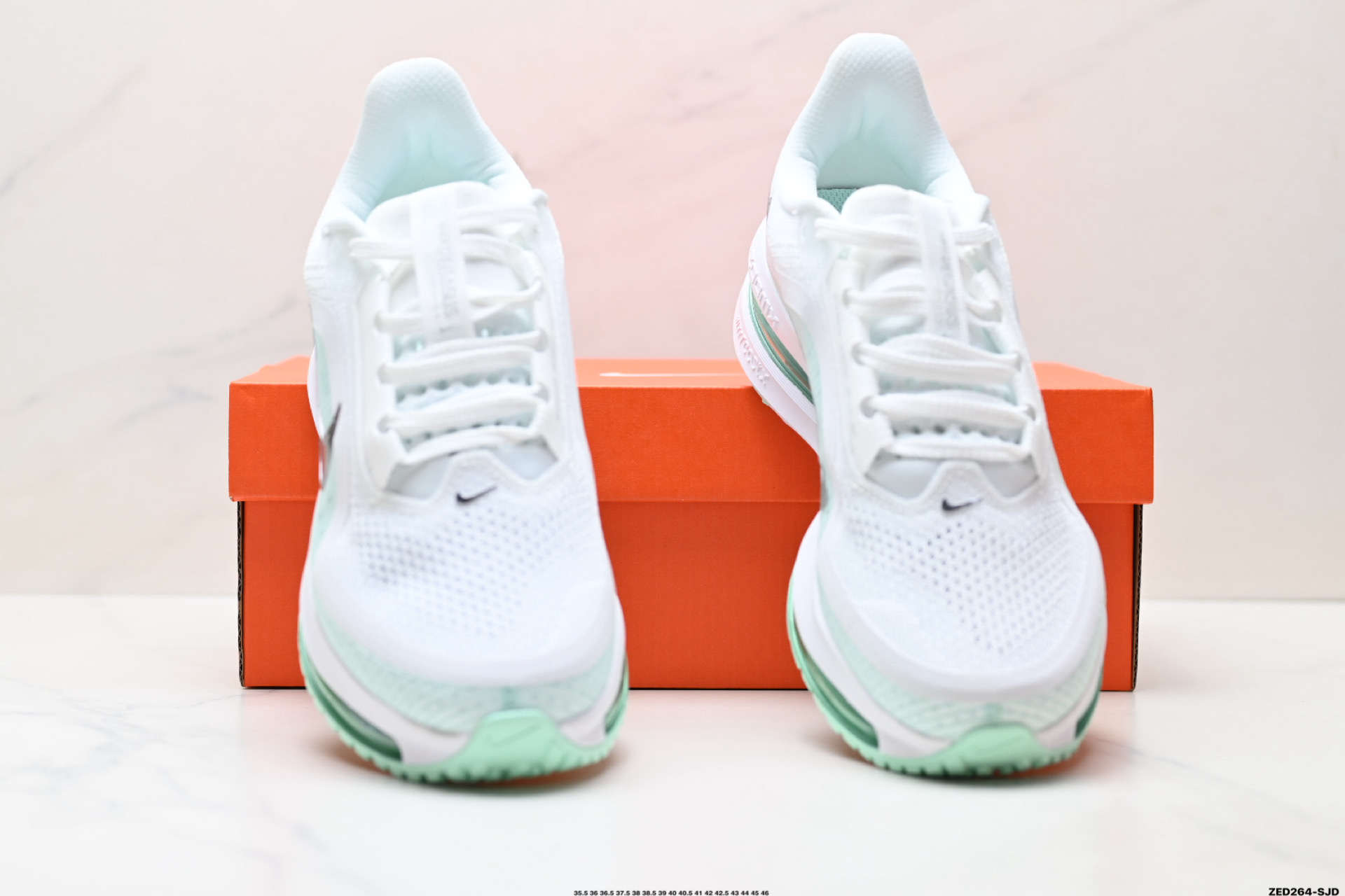 270 Nike Air Zoom Pegasus Premium 耐克 新款气垫缓震休闲跑步鞋  HQ2593-103