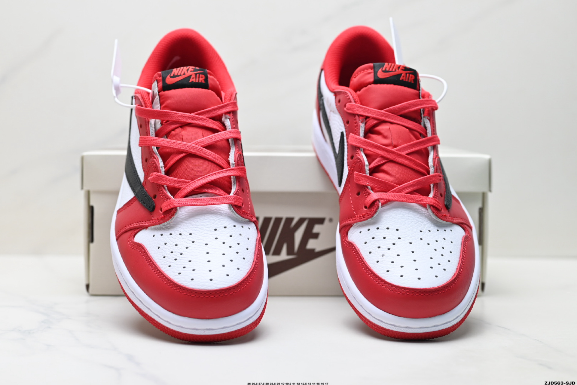 250 Nike Air Jordan 1 x Travis Scott AJ1倒勾 乔一倒钩 耐克 低帮文化篮球鞋  DM7866-101