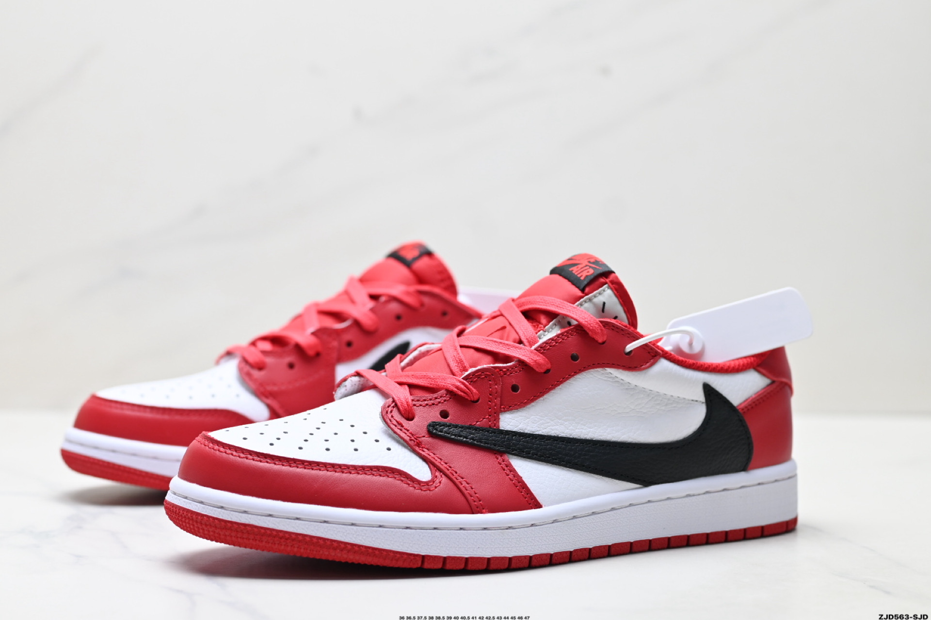 250 Nike Air Jordan 1 x Travis Scott AJ1倒勾 乔一倒钩 耐克 低帮文化篮球鞋  DM7866-101