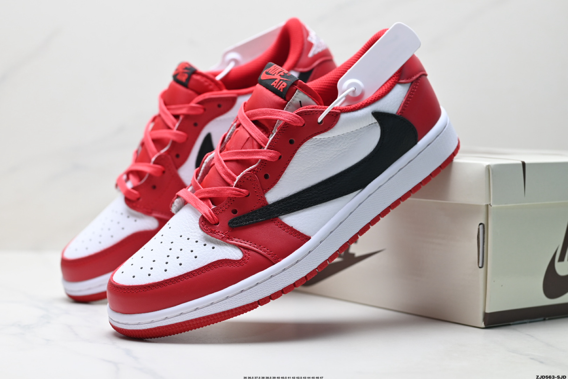 250 Nike Air Jordan 1 x Travis Scott AJ1倒勾 乔一倒钩 耐克 低帮文化篮球鞋  DM7866-101