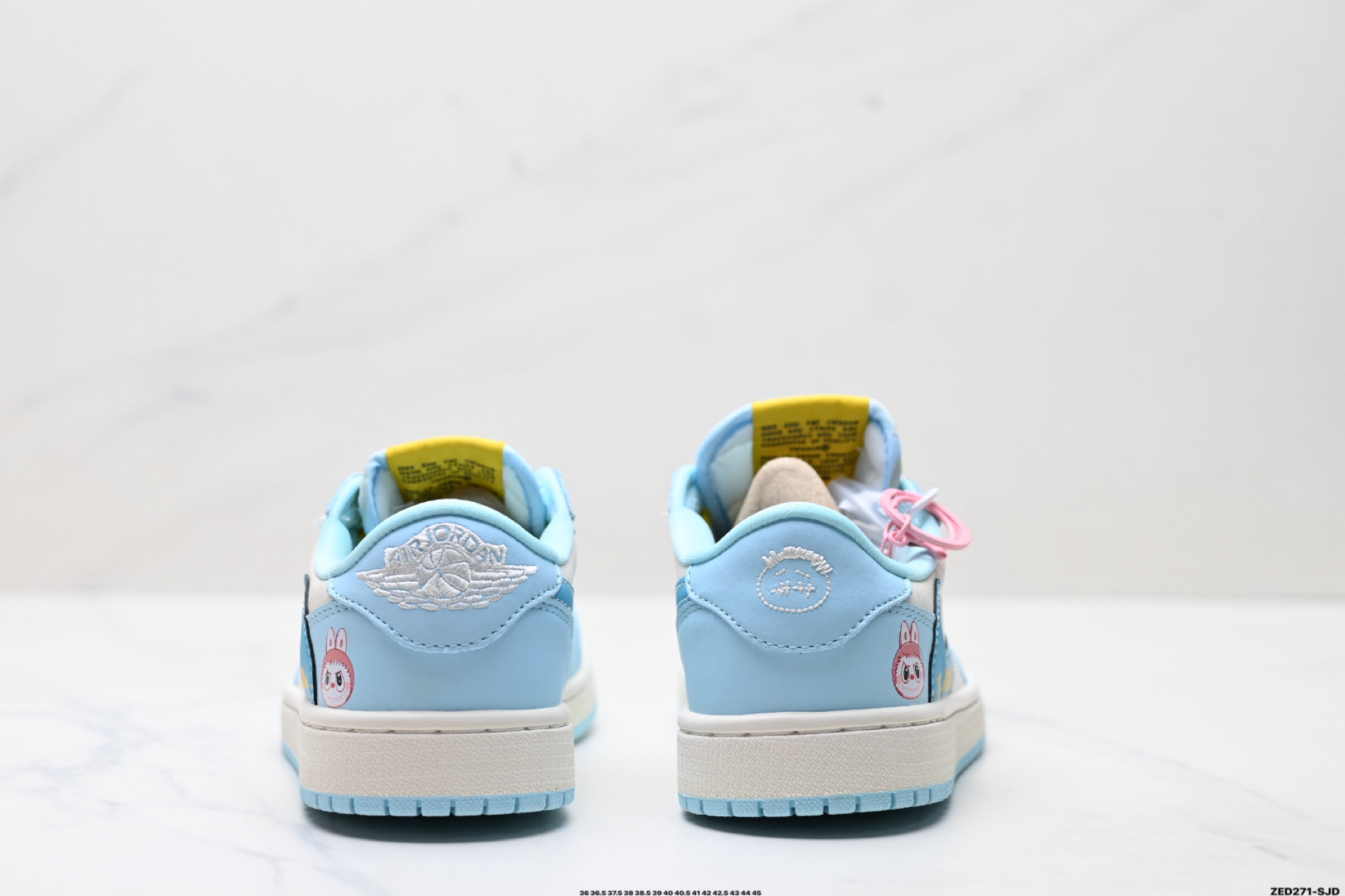 Nike Air Jordan 1 x Travis Scott AJ1倒勾 乔一倒钩 ‘DIY’定制 耐克 低帮文化篮球鞋  LD2028-054