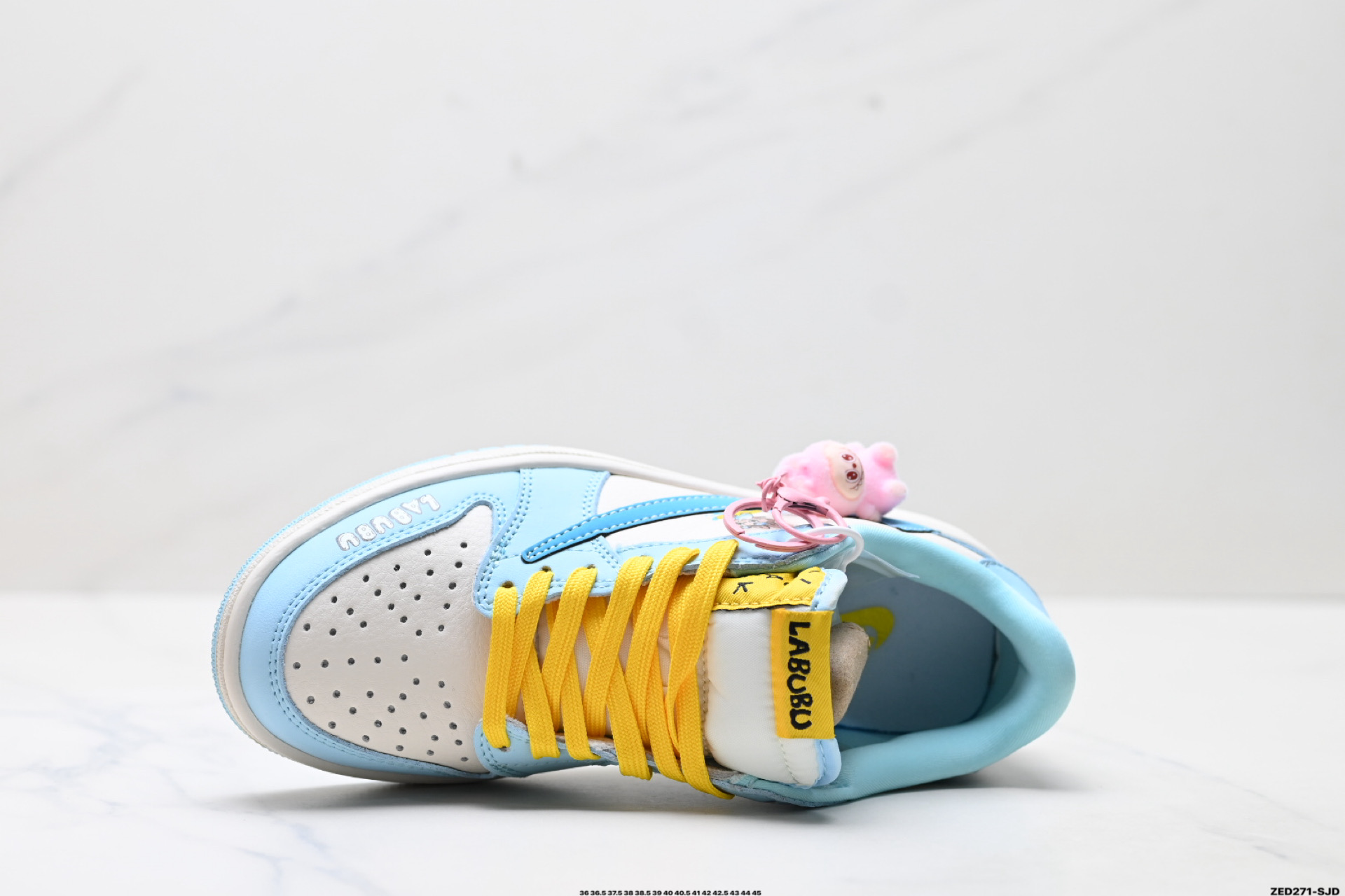 Nike Air Jordan 1 x Travis Scott AJ1倒勾 乔一倒钩 ‘DIY’定制 耐克 低帮文化篮球鞋  LD2028-054