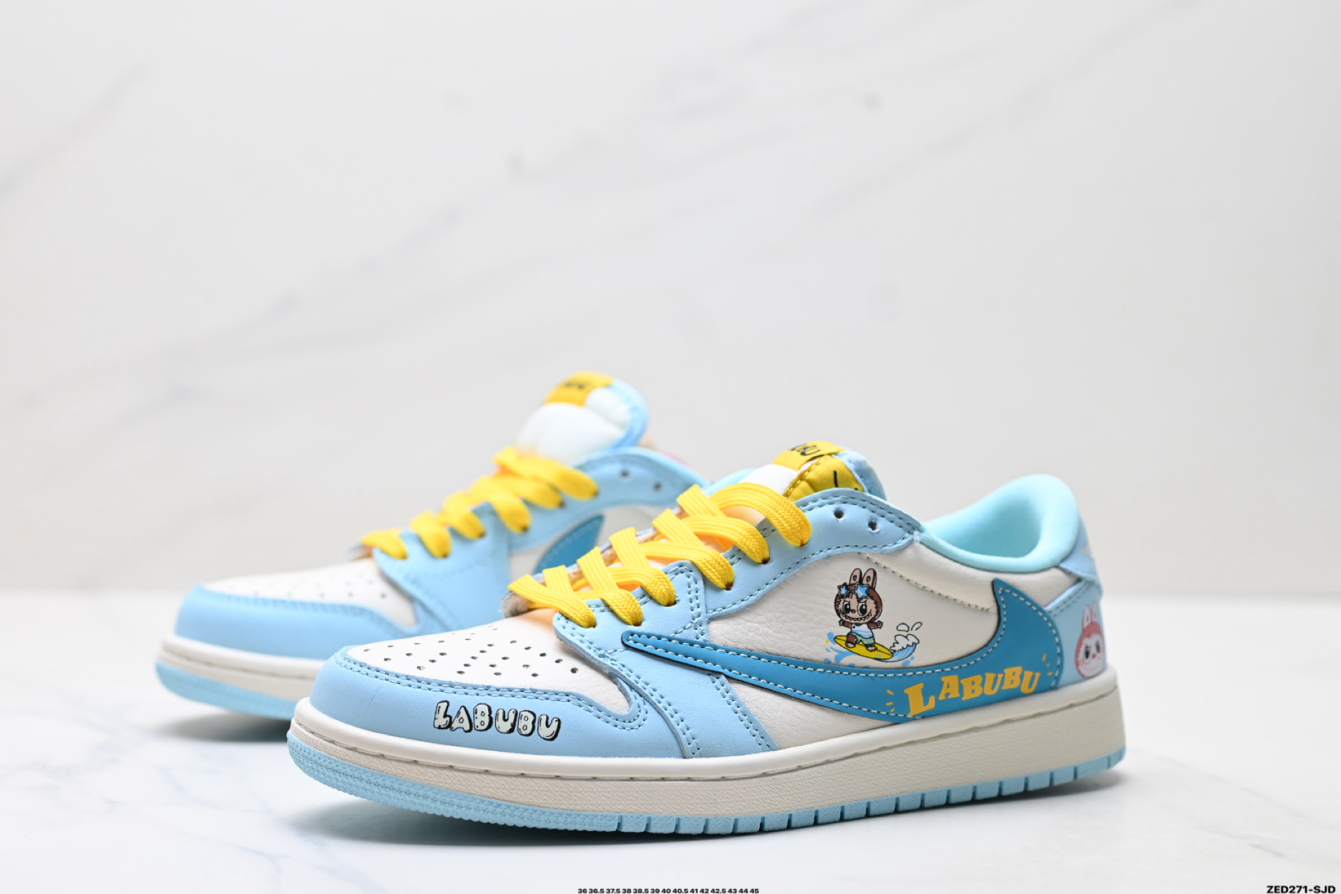 Nike Air Jordan 1 x Travis Scott AJ1倒勾 乔一倒钩 ‘DIY’定制 耐克 低帮文化篮球鞋  LD2028-054