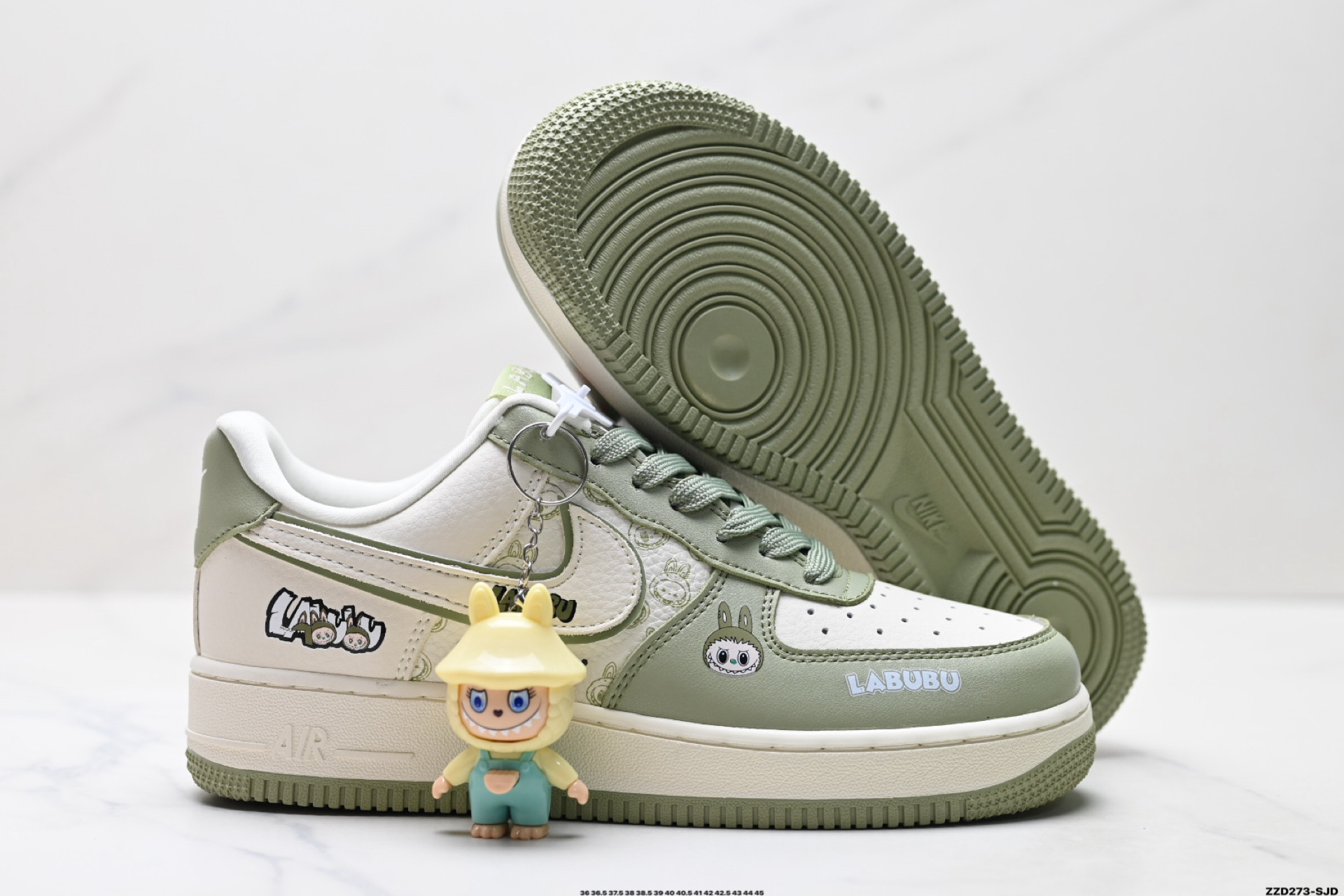 NIKE AIR FORCE 1‘07 LV8  DX0188-093