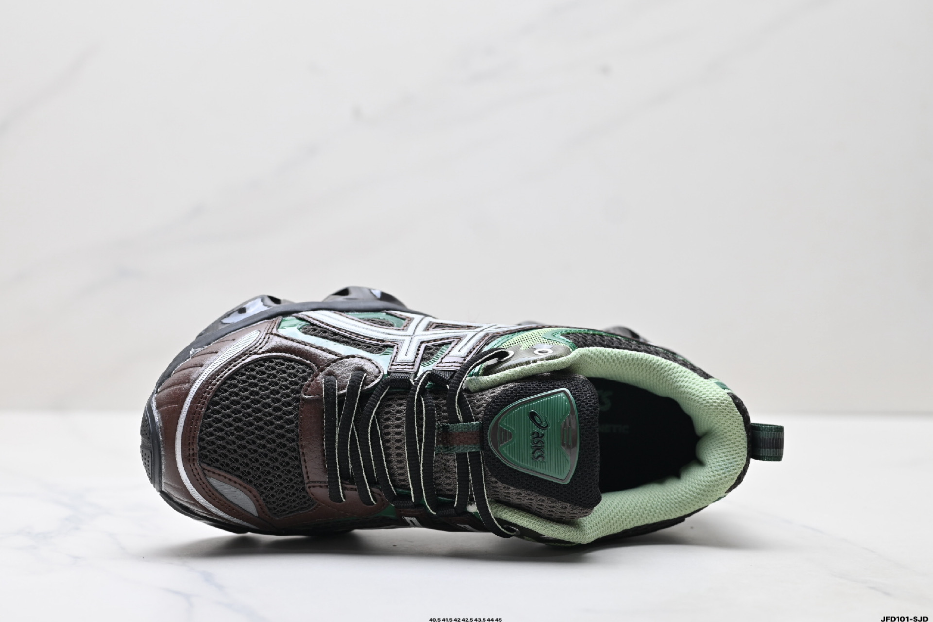 180 Asics GEL-Quantum Kinetic 亚瑟士 量子系列硅胶回弹休闲运动跑步鞋 1203A270-020