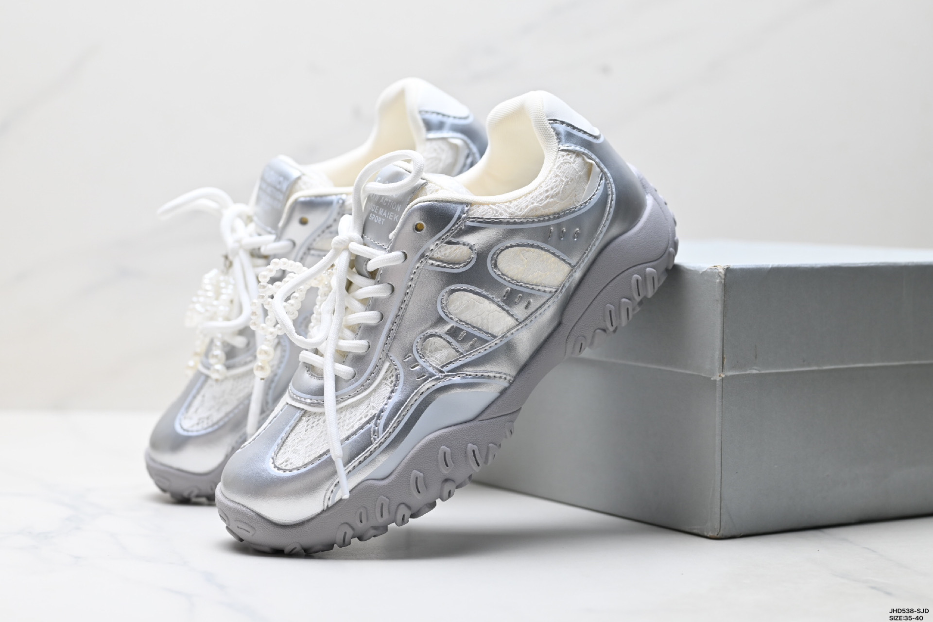 GG-CC 月牙底蕾丝 珍珠德训鞋 蕾丝鞋面 蝴蝶结 珍珠鞋扣 月牙底 G25S25-莆田鞋,莆田鞋货源,高仿鞋,高仿鞋货源,安福档口,莆田高仿鞋,莆田鞋批发,高仿鞋批发,莆田高仿运动鞋,高仿运动鞋,莆田运动鞋 GG-CC 月牙底蕾丝 珍珠德训鞋 蕾丝鞋面 蝴蝶结 珍珠鞋扣 月牙底 G25S25