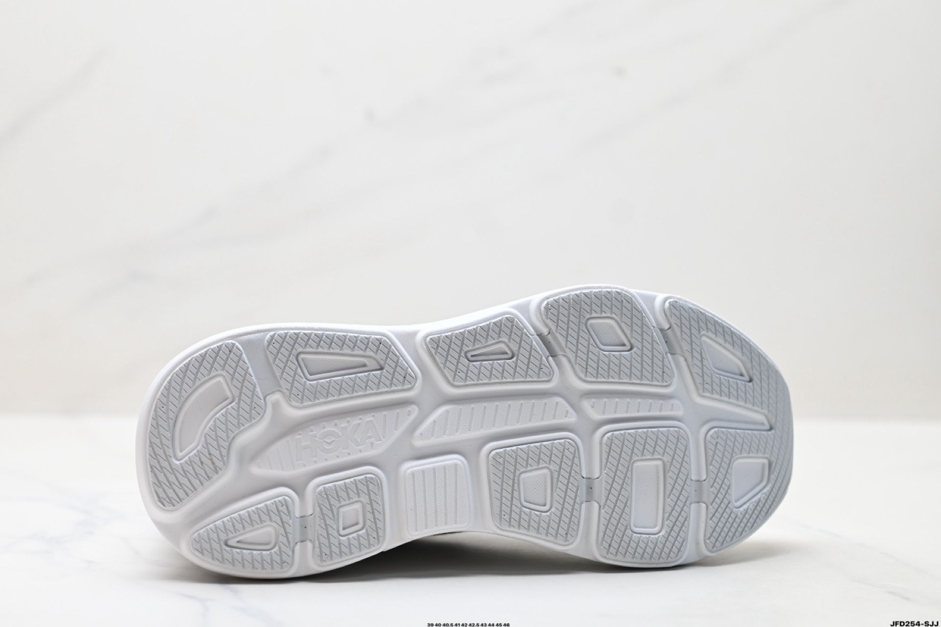 180 HOKA ONE ONE Bondi 9 复古舒适防滑耐磨 低帮 山地户外跑步鞋 1162011