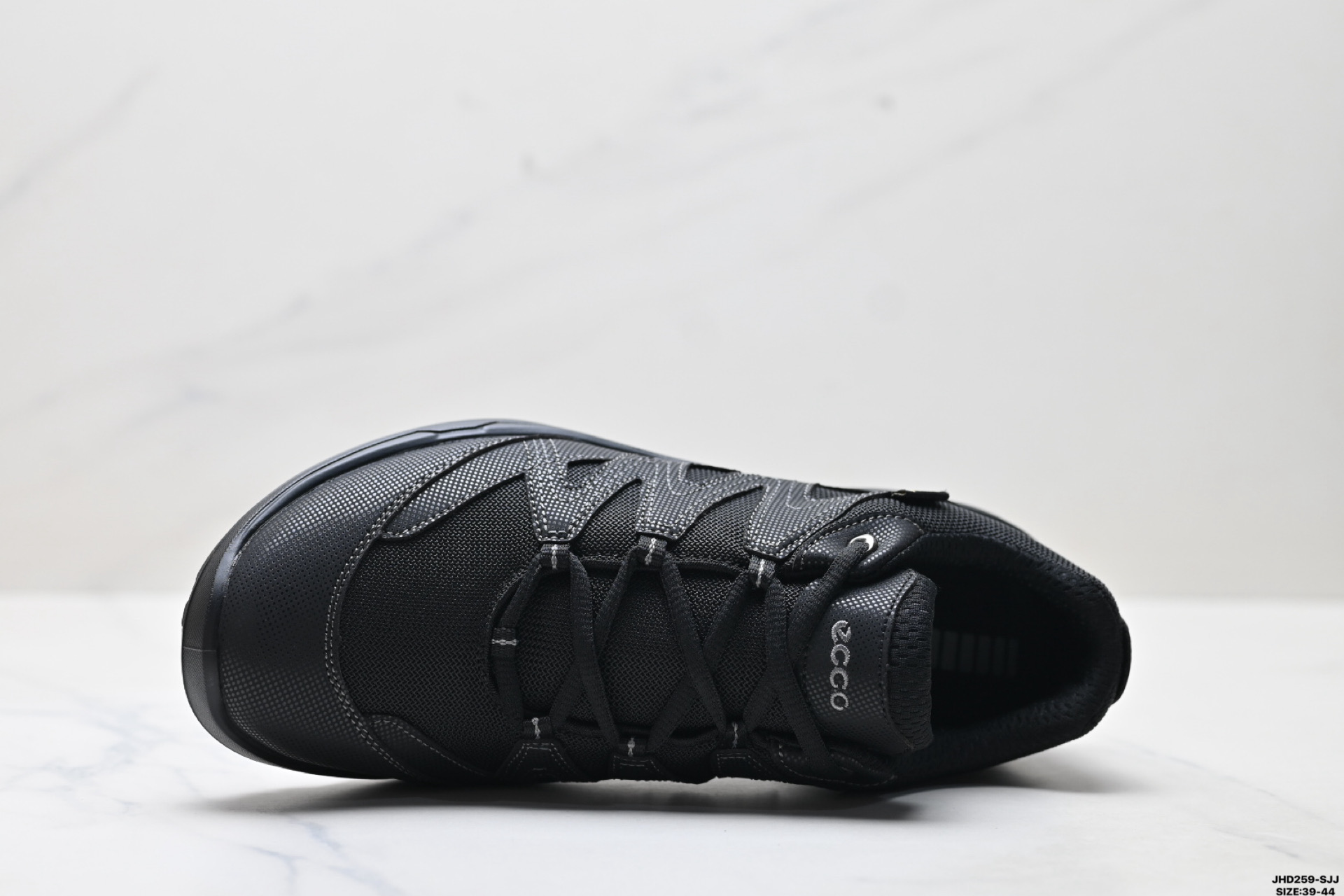 200 Ecco爱步 Terracruise LT 舒适网面 低帮 生活休闲鞋 825784-517