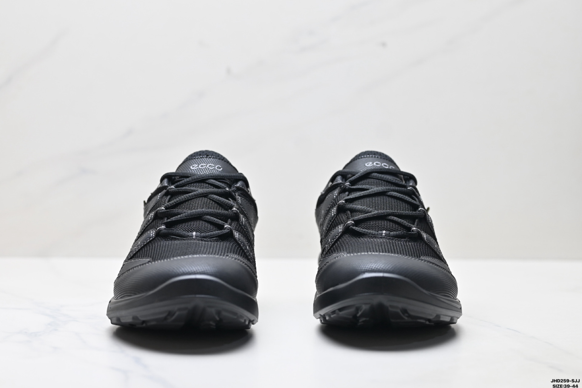 200 Ecco爱步 Terracruise LT 舒适网面 低帮 生活休闲鞋 825784-517