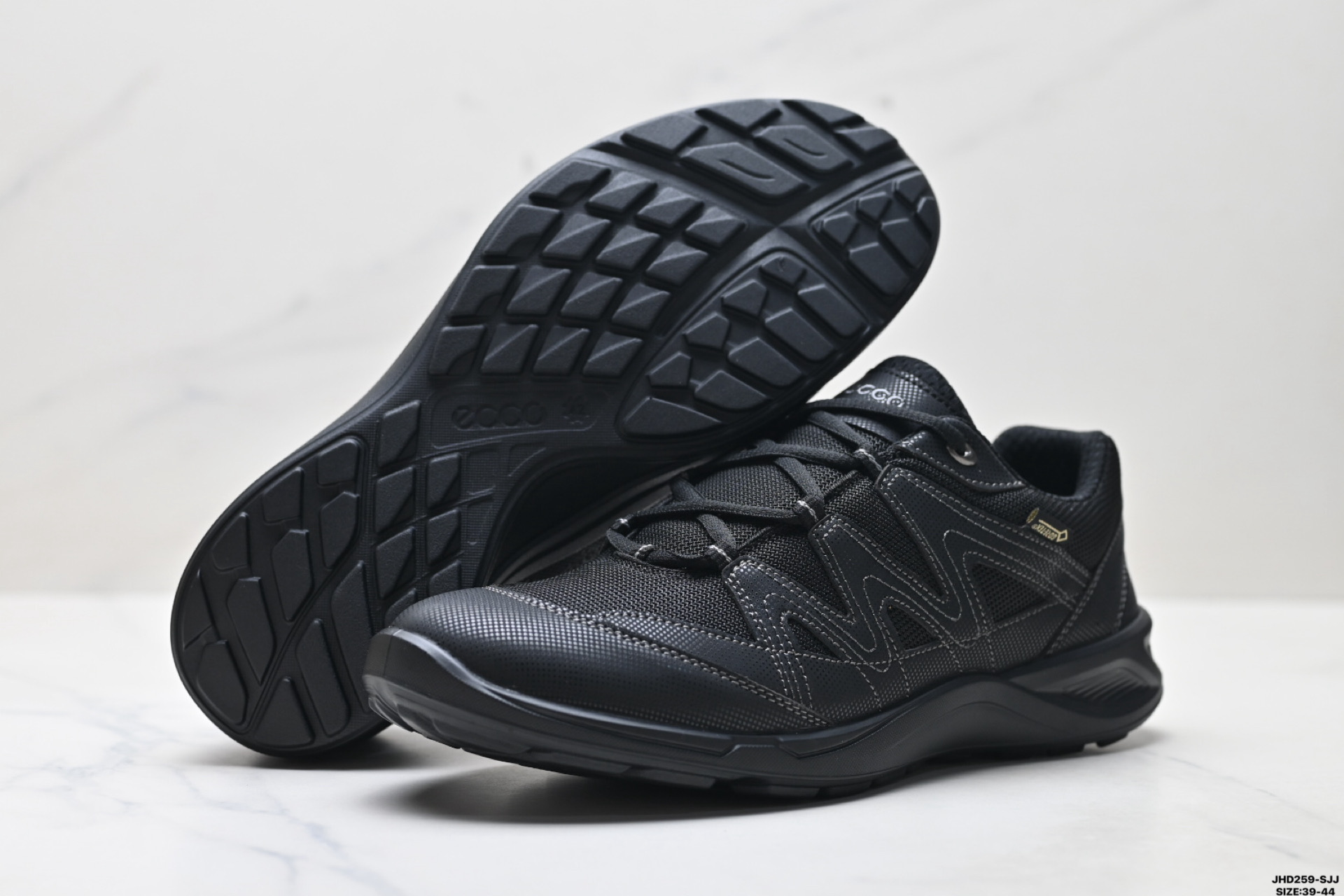 200 Ecco爱步 Terracruise LT 舒适网面 低帮 生活休闲鞋 825784-517