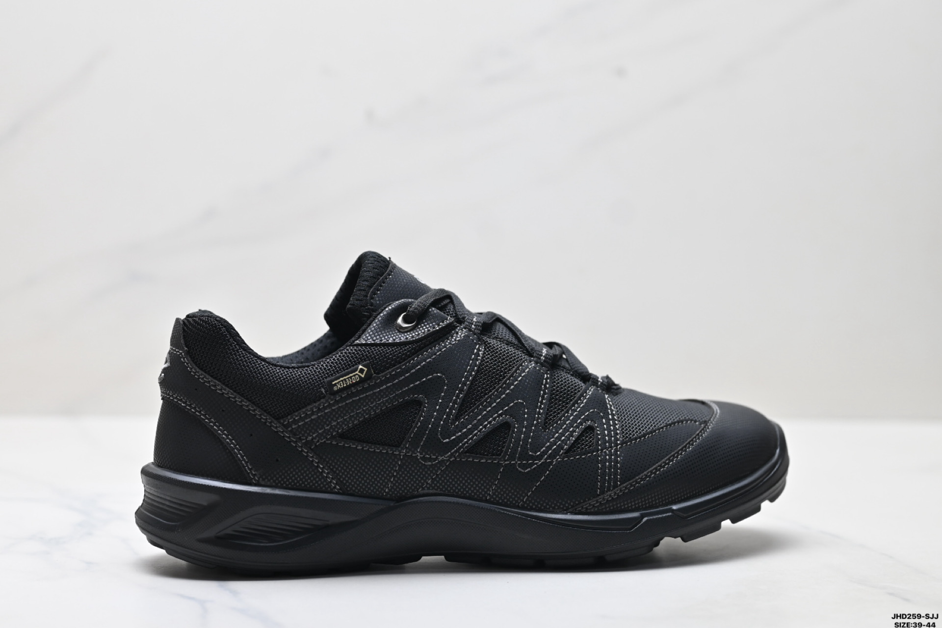 200 Ecco爱步 Terracruise LT 舒适网面 低帮 生活休闲鞋 825784-517