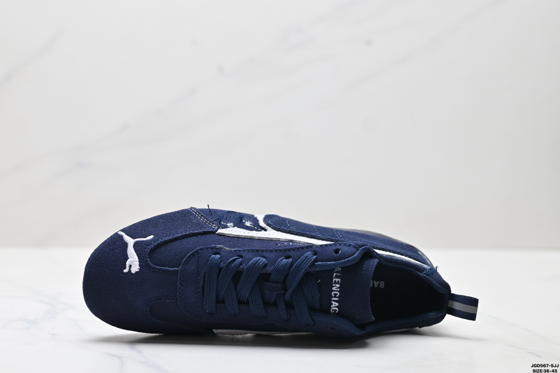 190 PUMA 彪马 x Balenciaga巴黎世家 Speedcat 系列 薄底鞋 牛皮绒面革 圆头做旧磨损 低帮 生活休闲鞋  406519-04